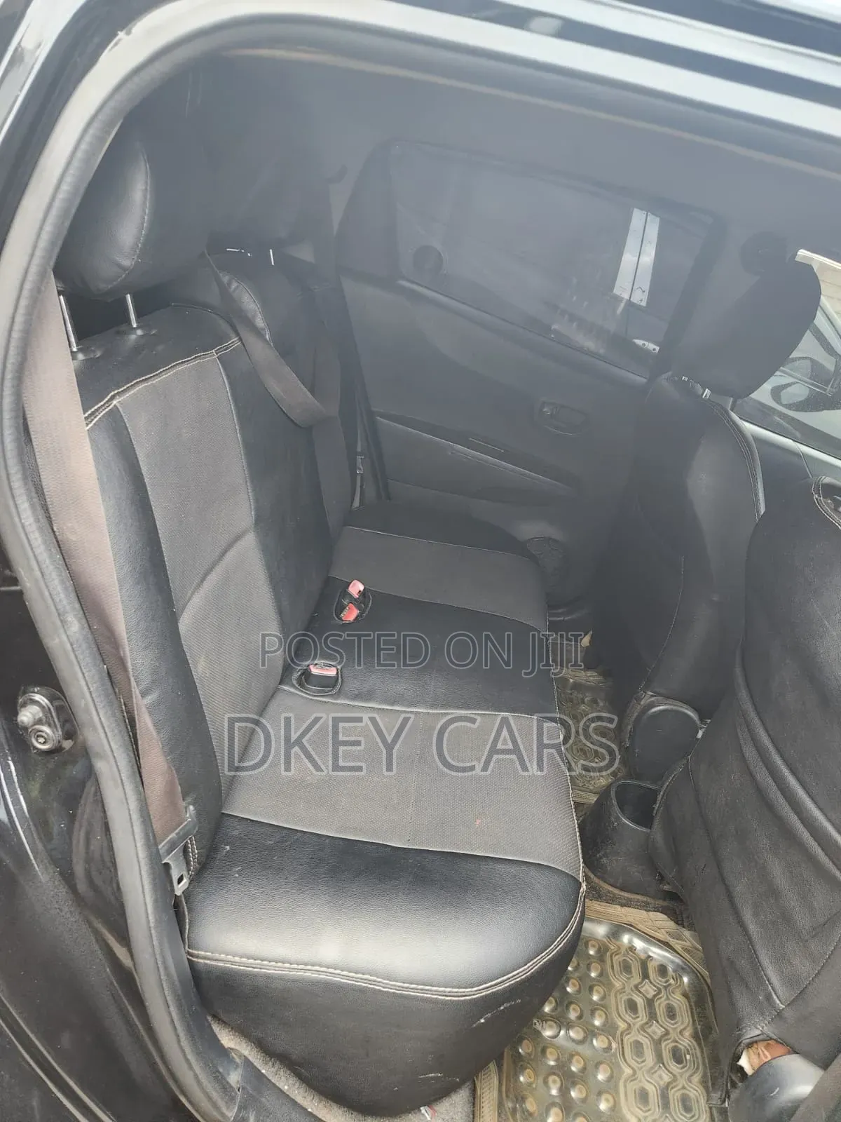 Toyota Vitz 2014 Black
