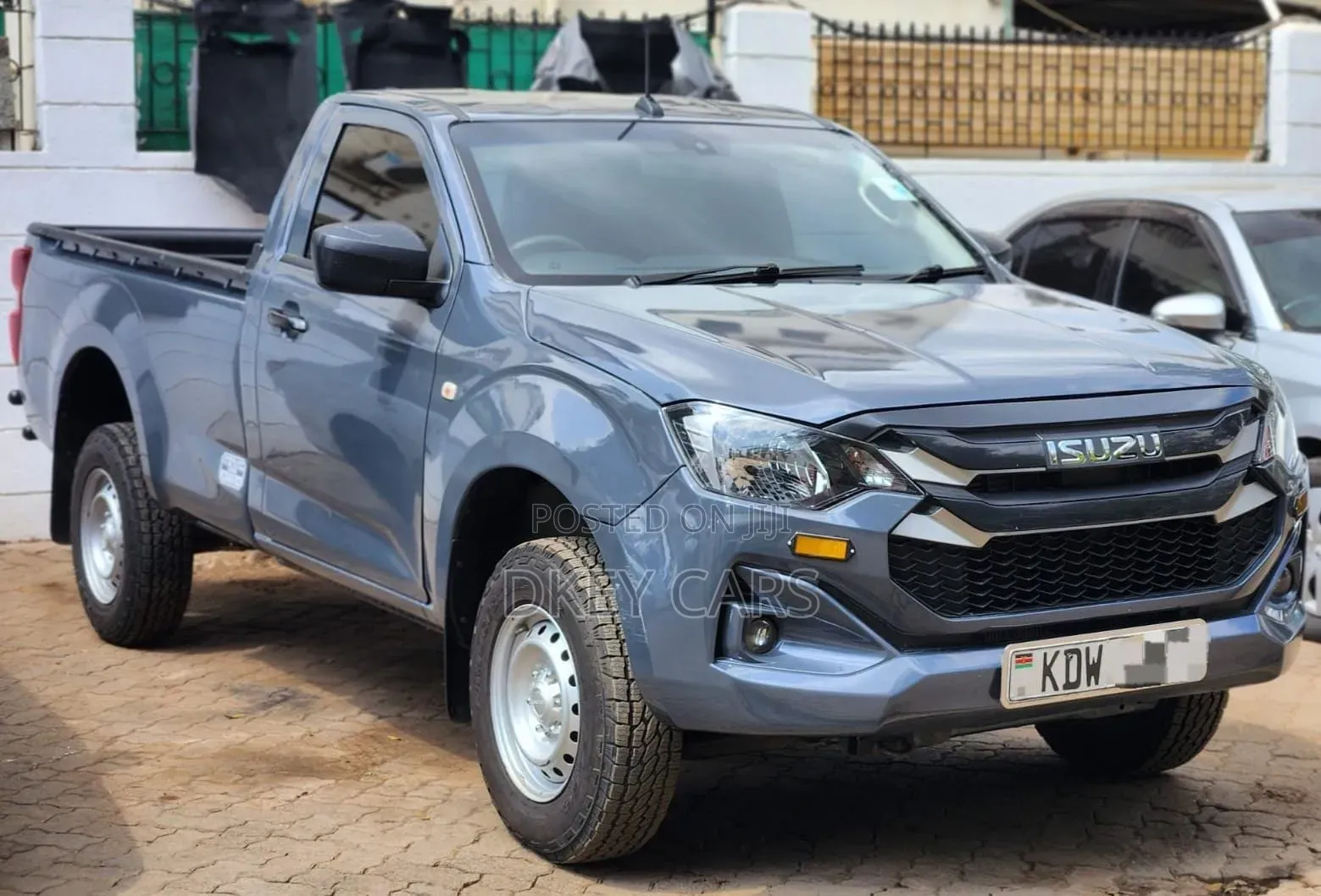 Isuzu D-MAX 2025 Gray