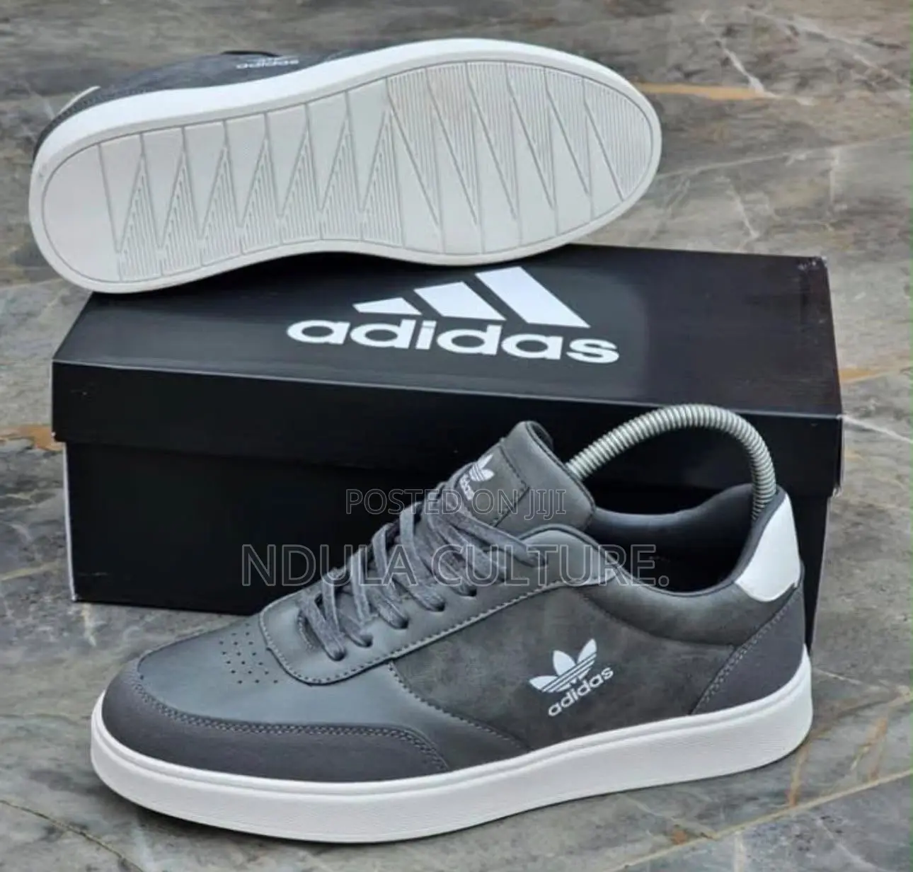 Adidas Casual Sneakers