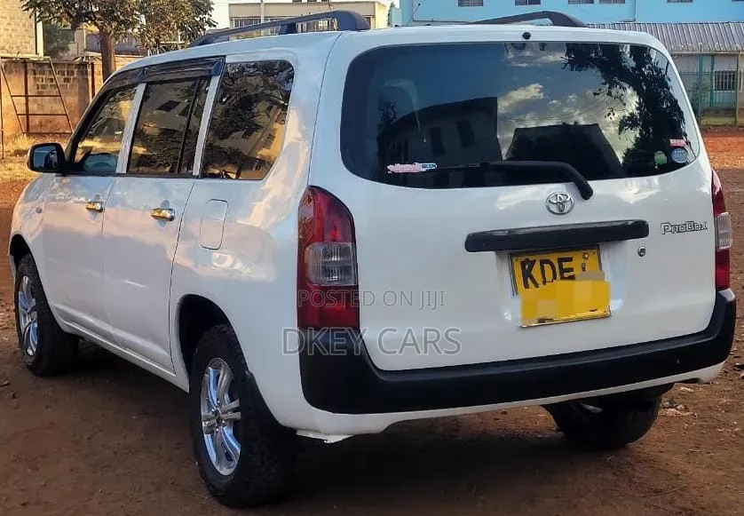 Toyota Probox 2014 White
