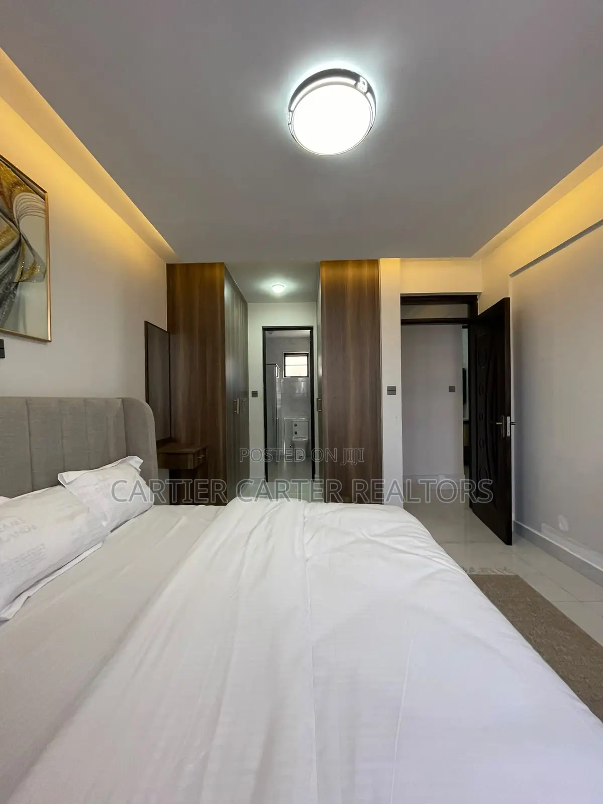 3bdrm Apartment in Gateway Mall Area for rent