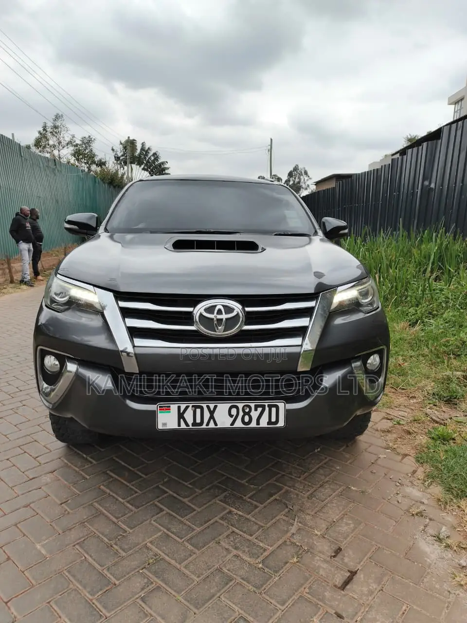 Toyota Fortuner 2.8 D AWD 2016 Gray