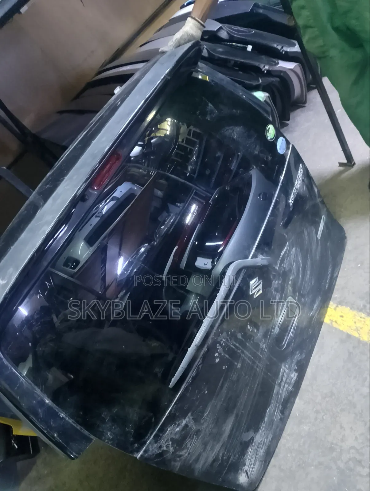 Suzuki Stingray Tailgate