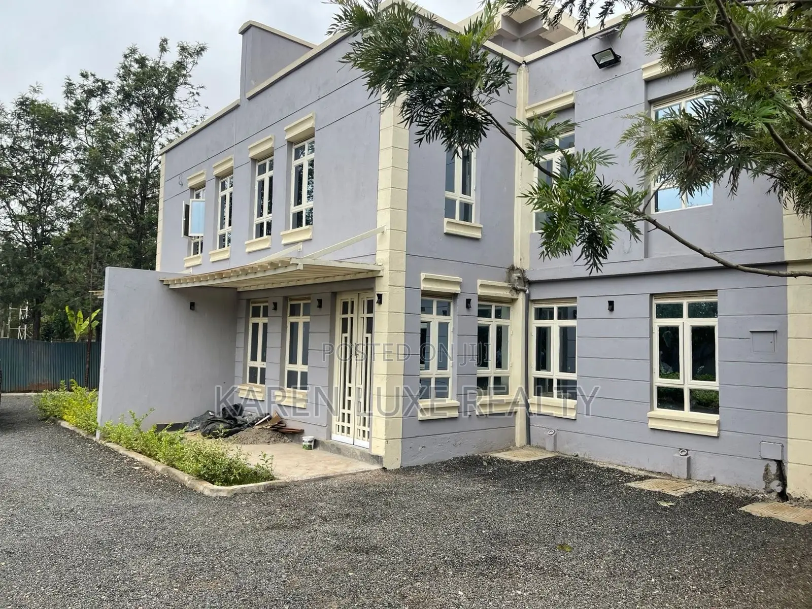 4bdrm Mansion in Karen,Hardy for rent