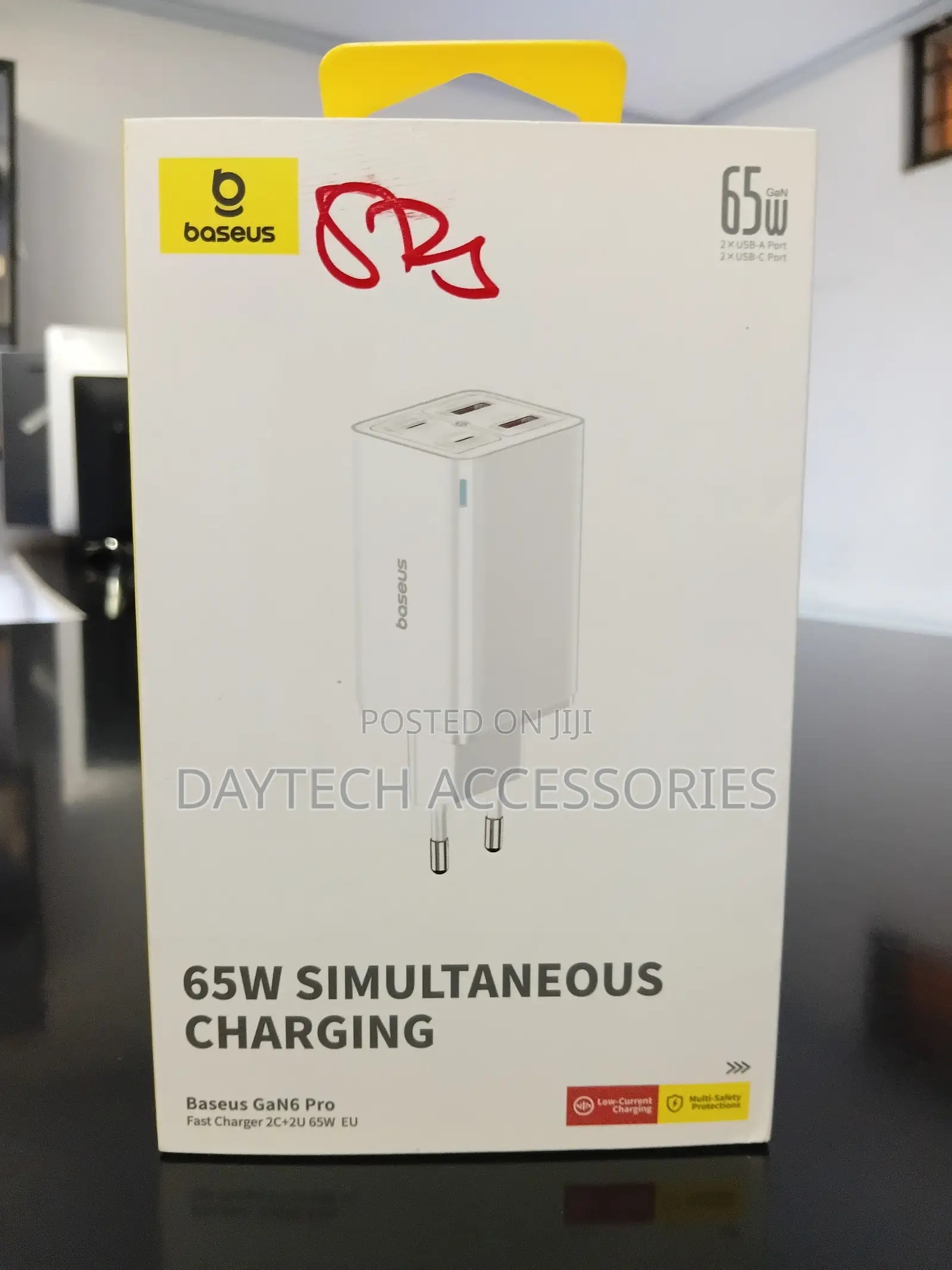 Baseus GaN3 Pro 4 Ports Desktop Charger 65W - White