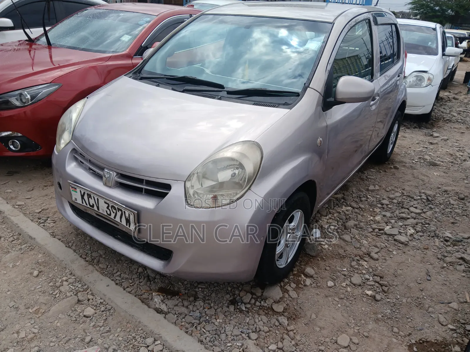 Toyota Passo 2012 Pink