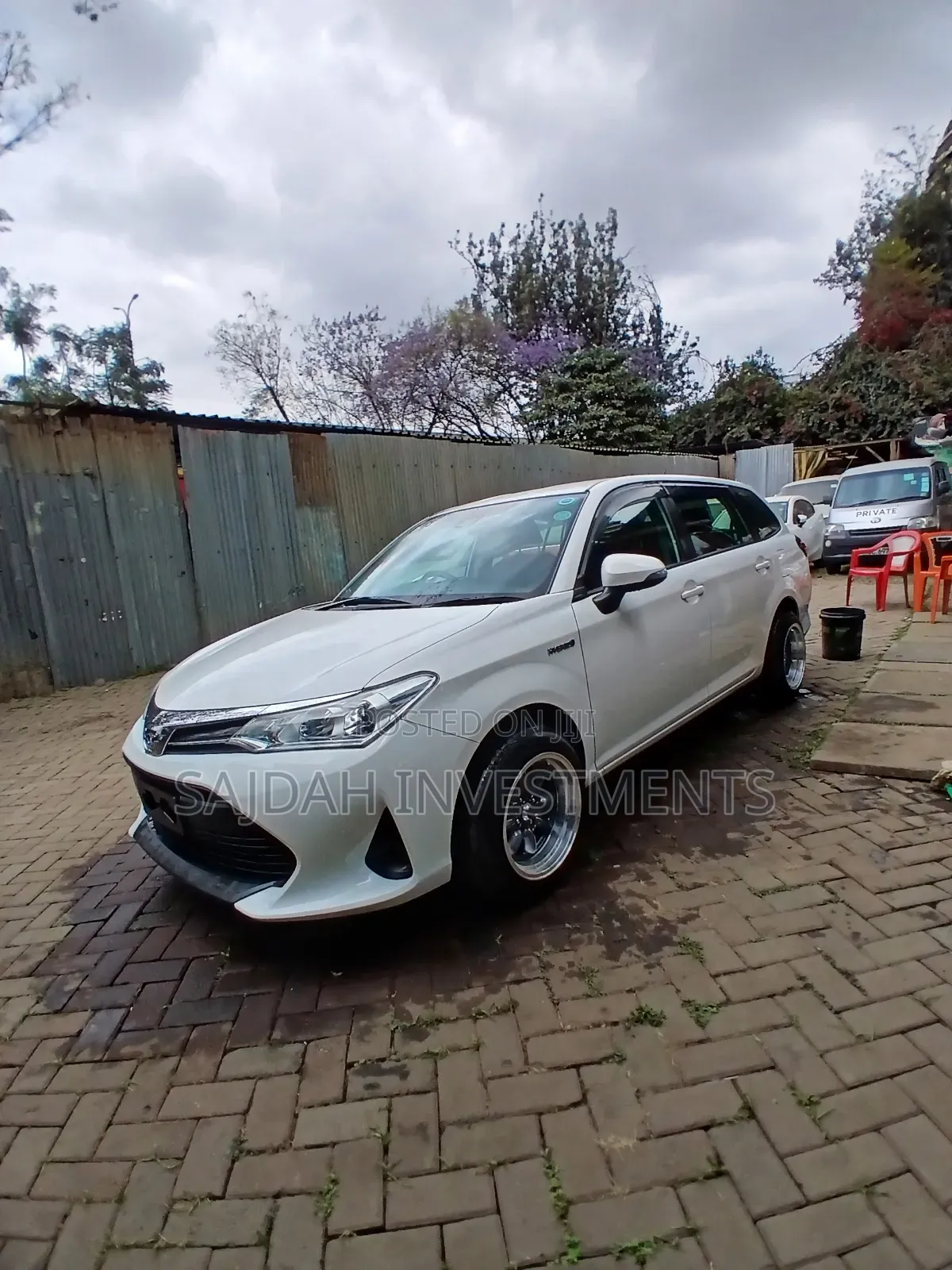 Toyota Corolla Fielder 1.5 Hybrid FWD 2019 White