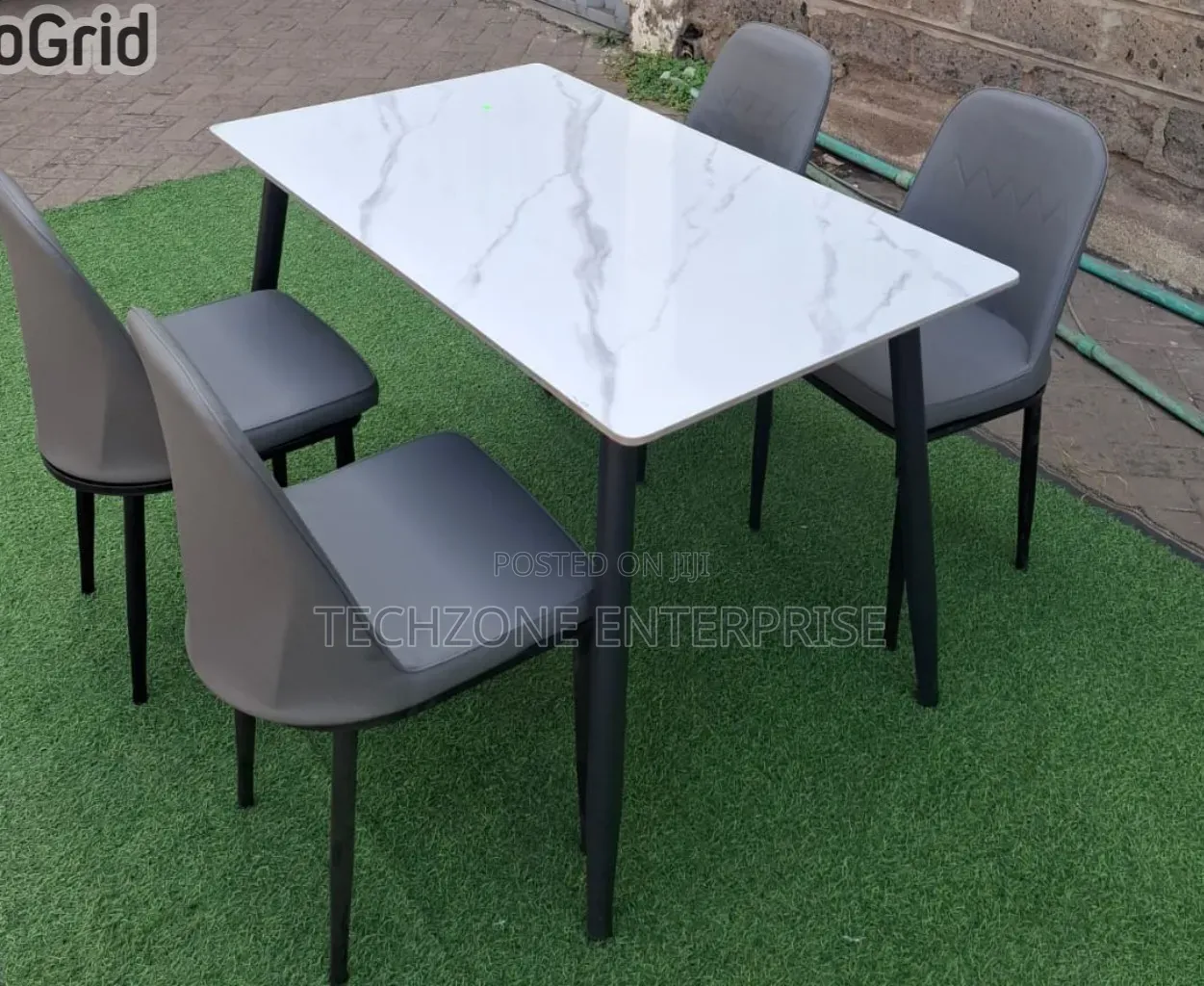 Modern 4 Sitter Executive Top Glass Dinning Table, White 