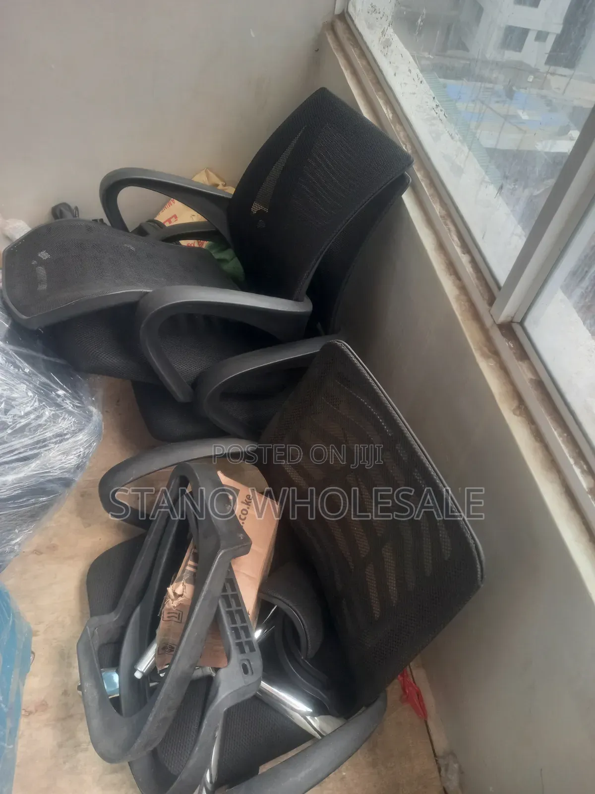 Secrete Office Chair