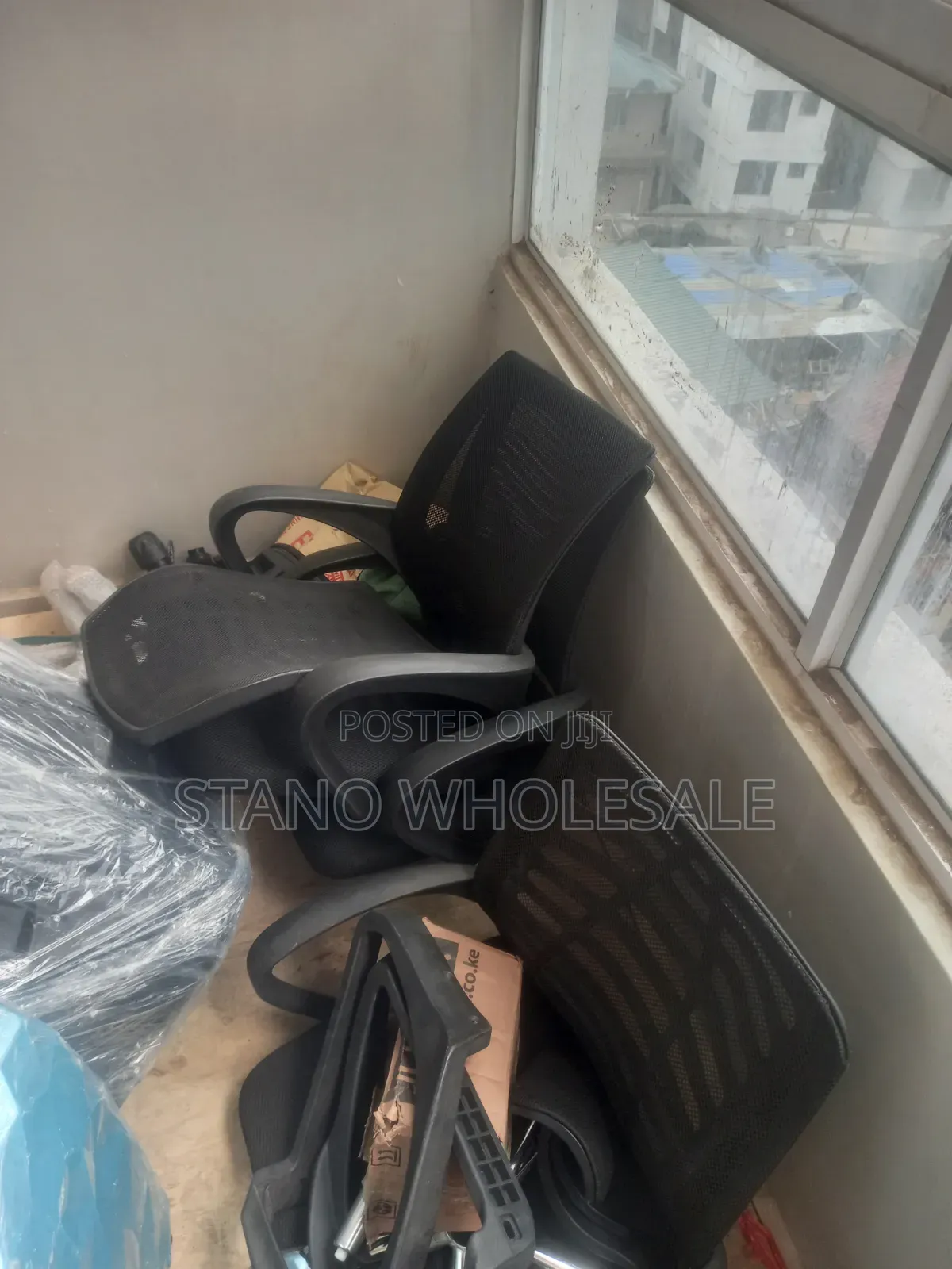 Secrete Office Chair