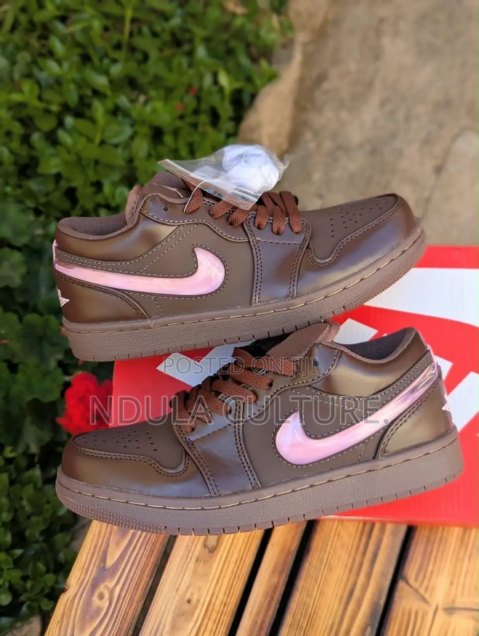 Jordan 1 Low Valentines Day Chocklate