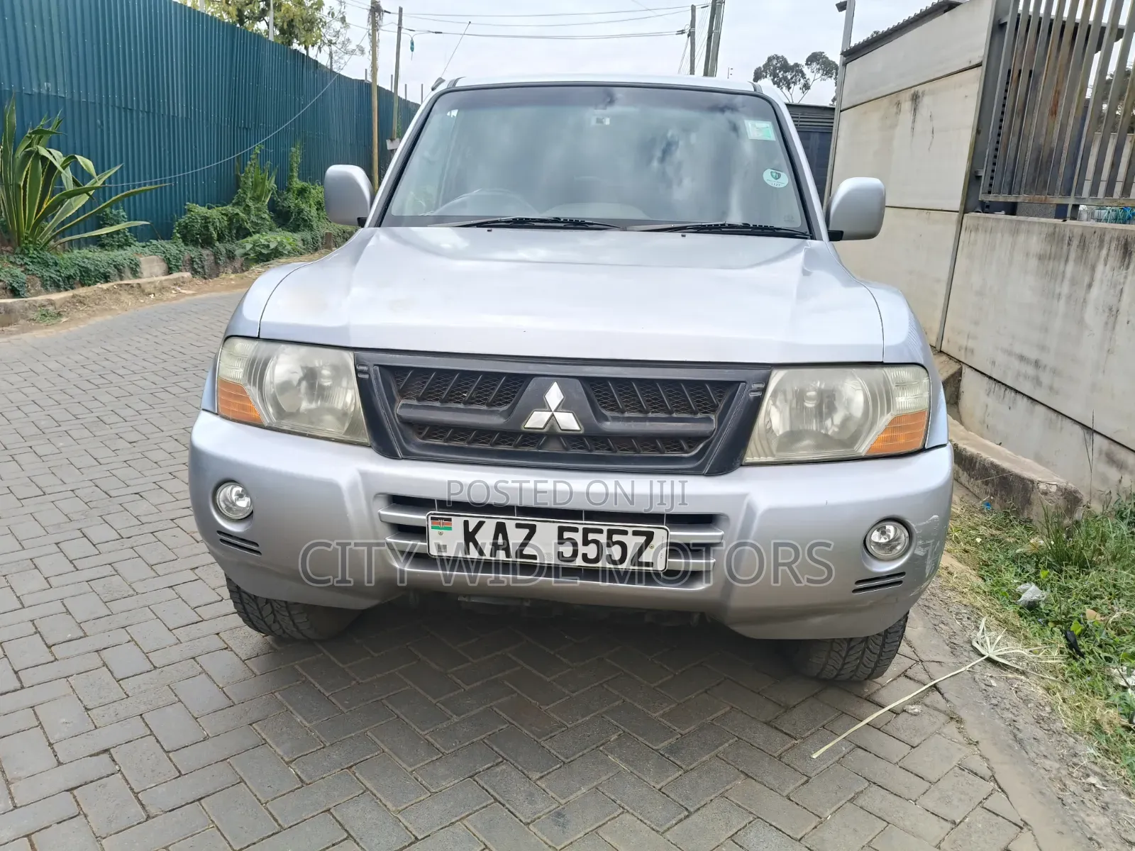 Mitsubishi Pajero 2003 Silver