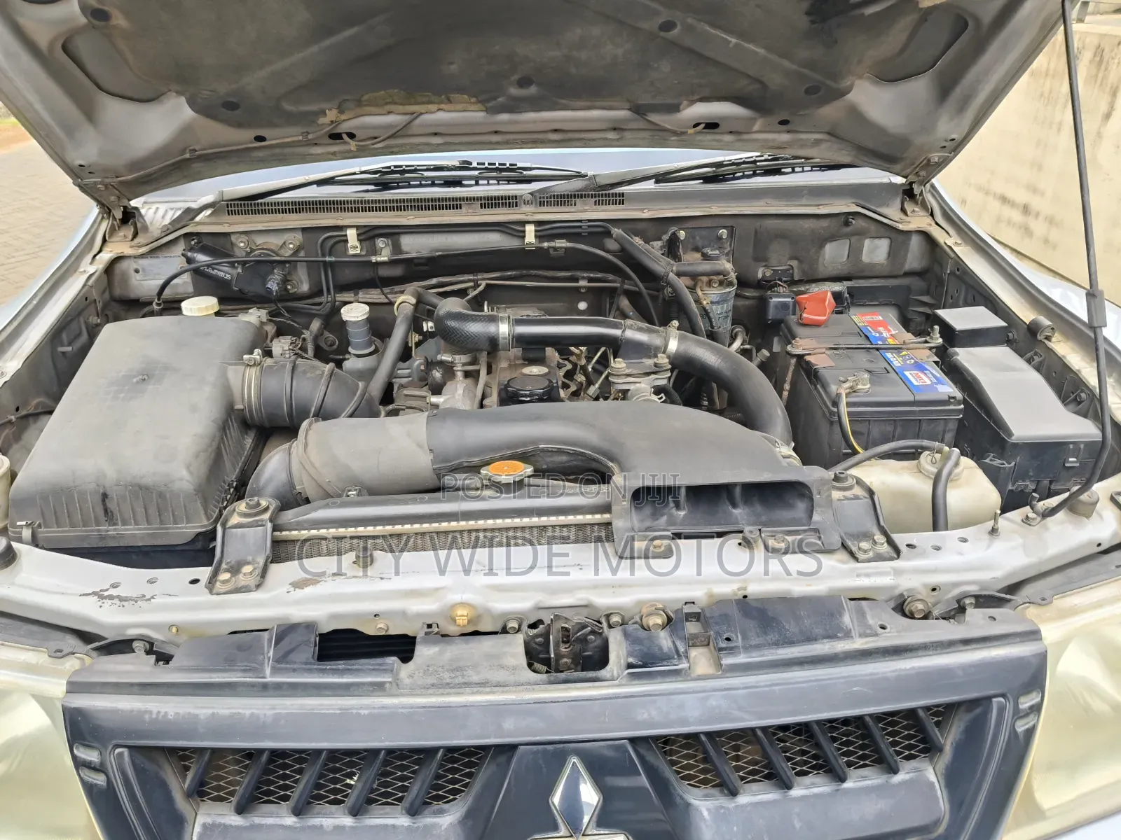 Mitsubishi Pajero 2003 Silver