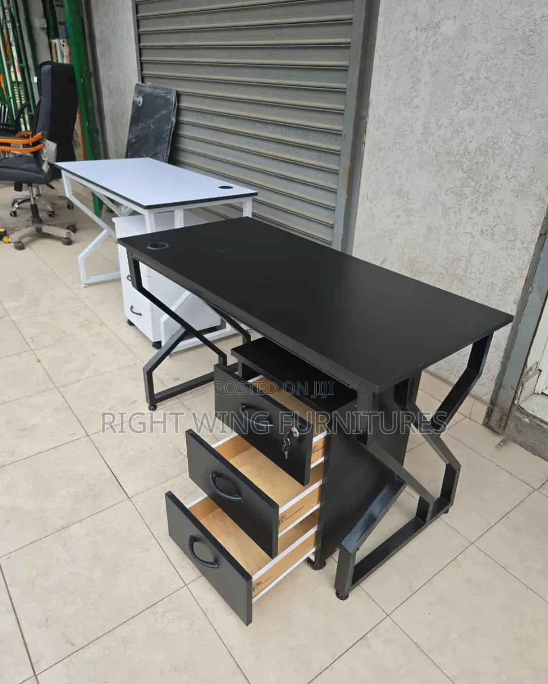 3 Specious Drawers +Office Table