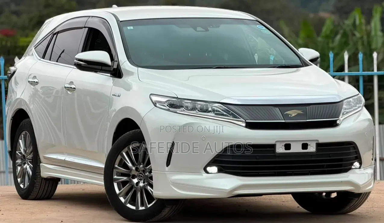 Toyota Harrier 2.5 Hybrid 4WD 2019 White