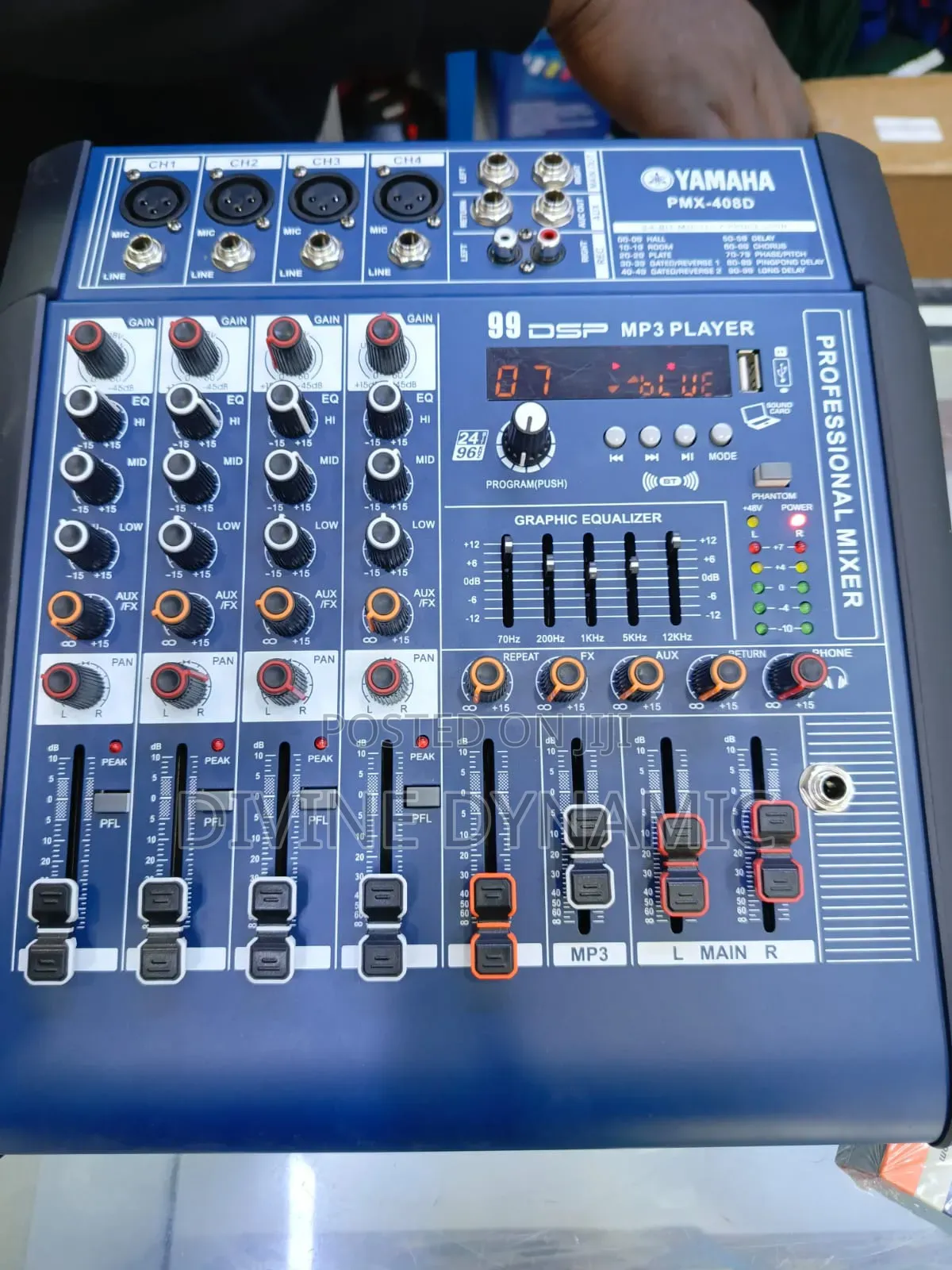 4 Chanel Mixer YAMAHA