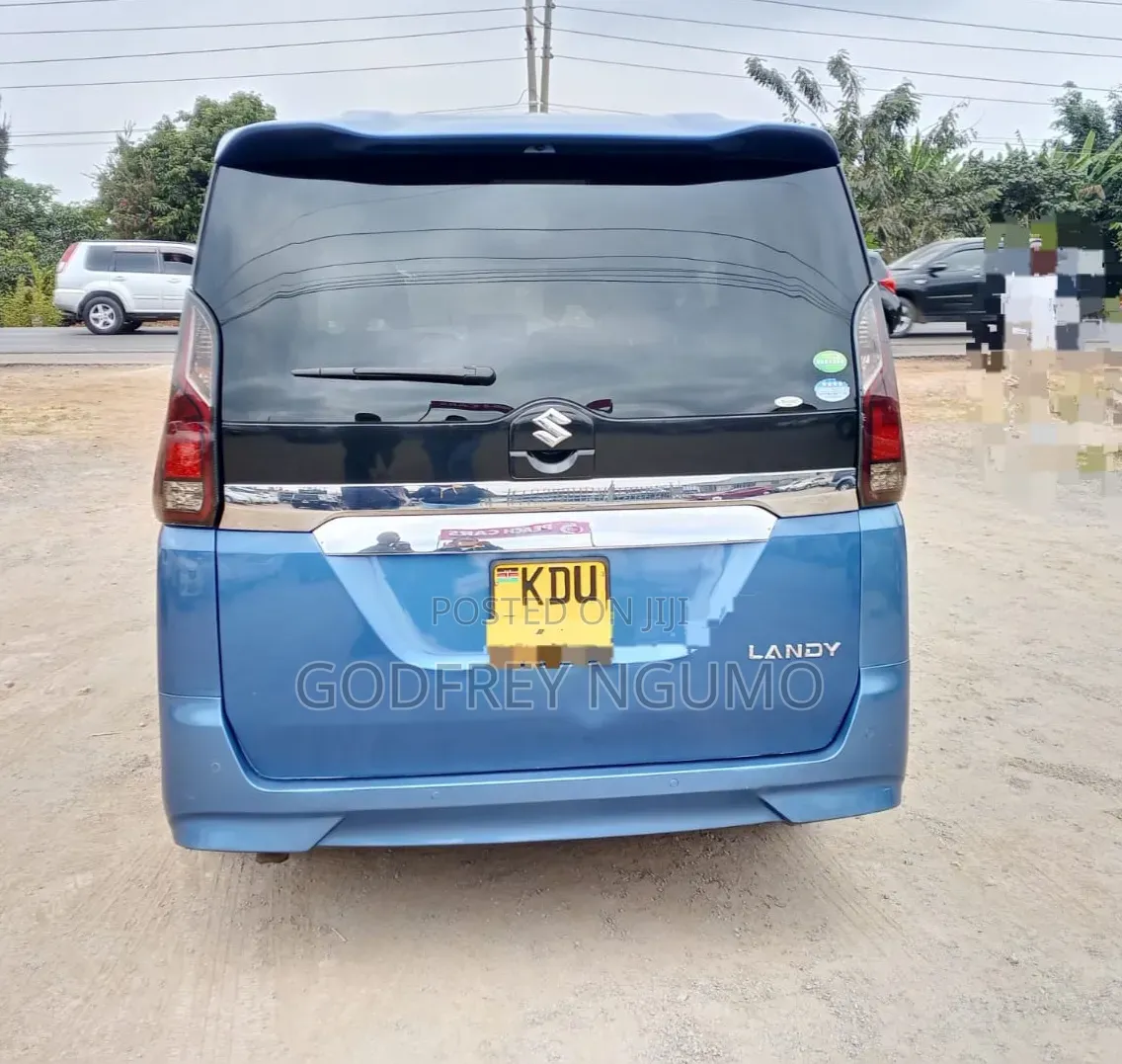 Suzuki Landy 2017 Blue