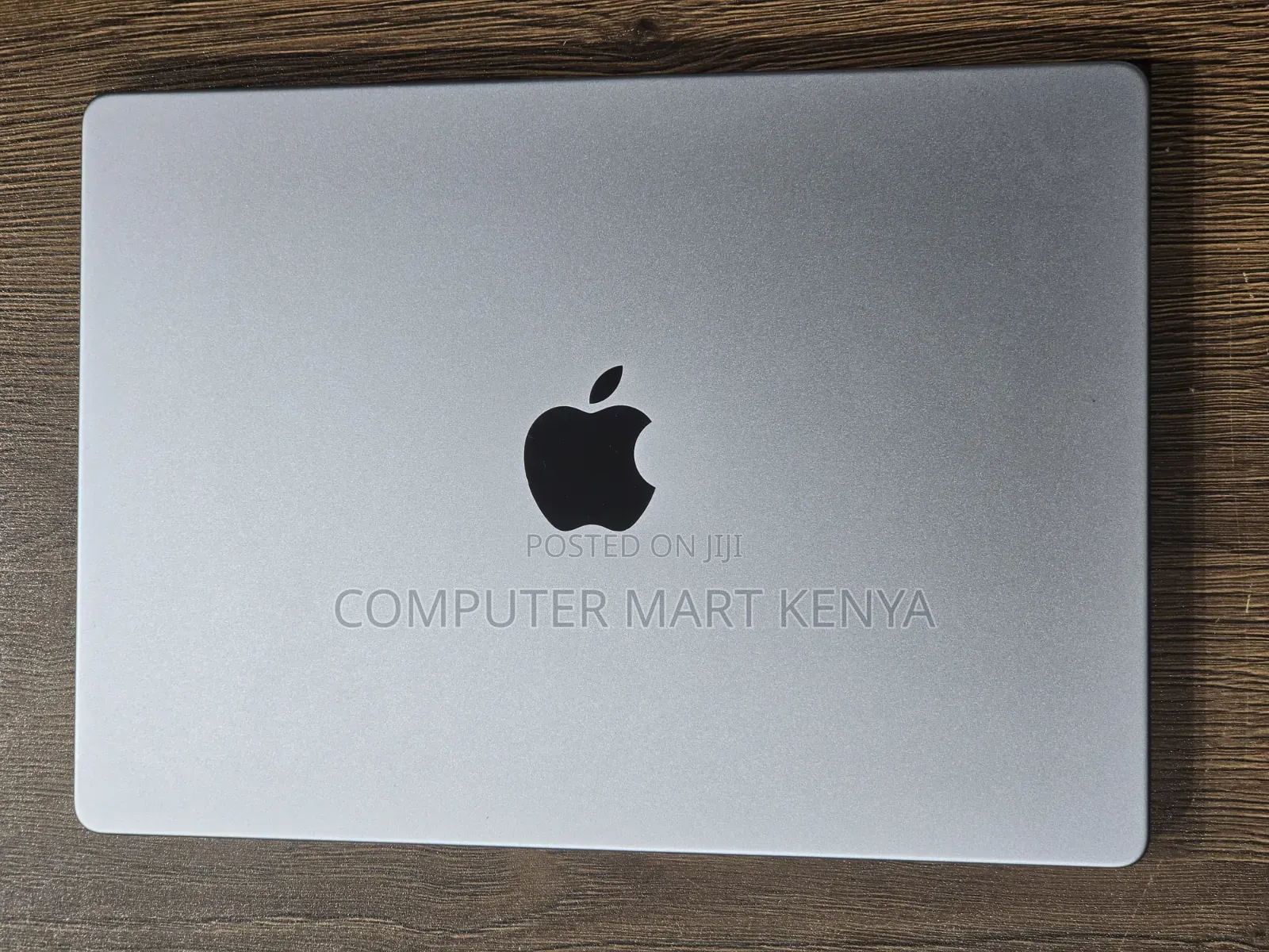 Laptop Apple MacBook Pro 2021 M1 16GB Apple M1 Pro SSD 512GB