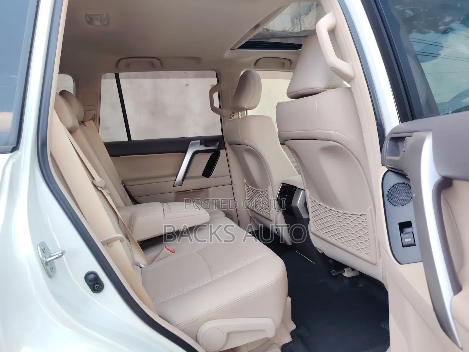 Toyota Land Cruiser Prado 2.8 2022 White