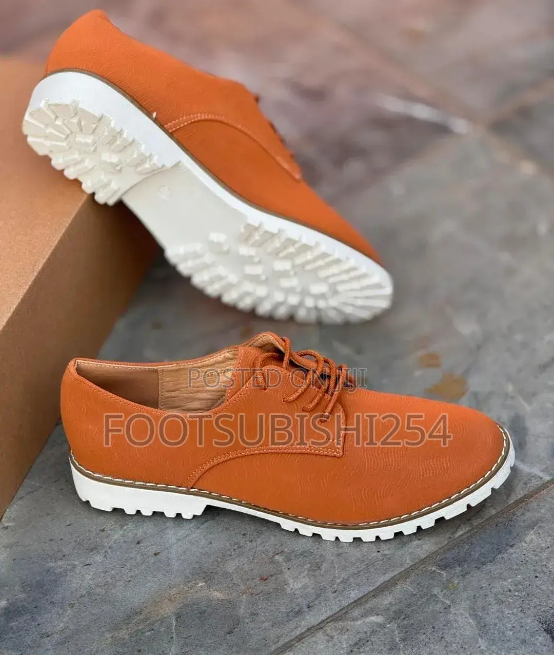 Roberto Carvali Brogues