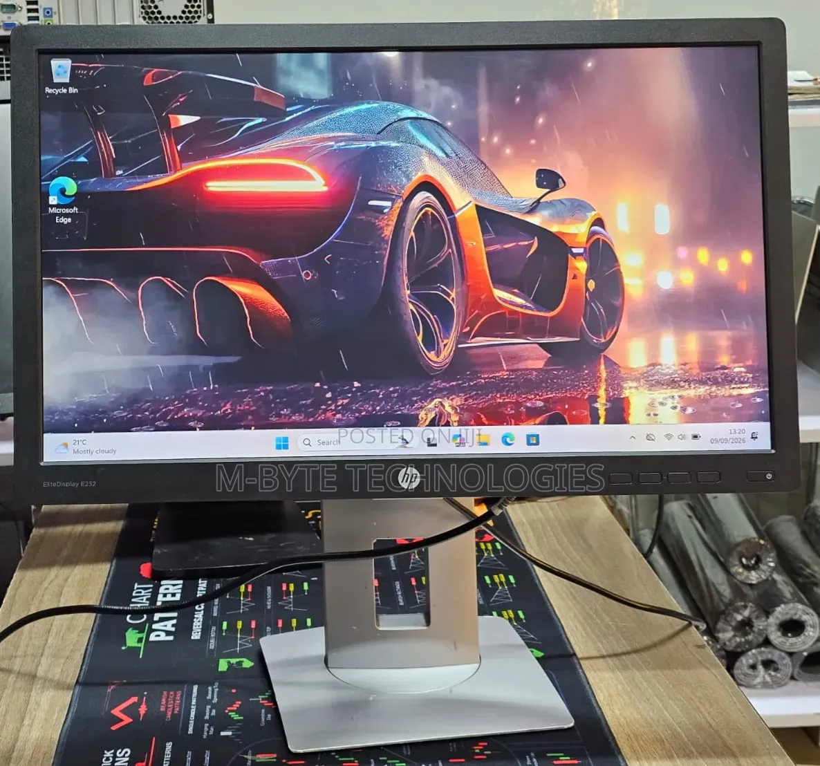 HP E232 Framed Monitor