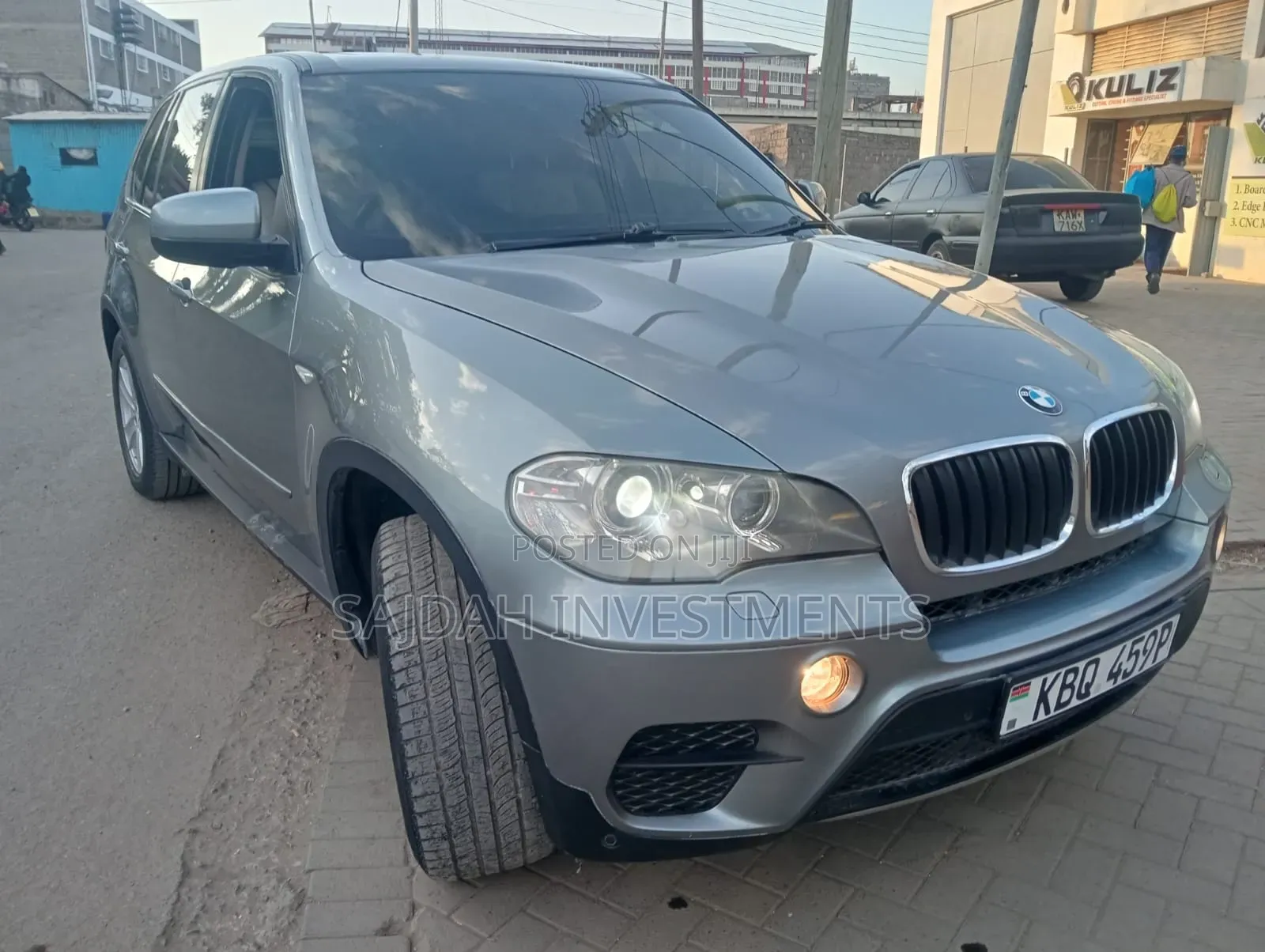 BMW X5 xDrive30i AWD (3.0L 6cyl 6A) 2010 Gray