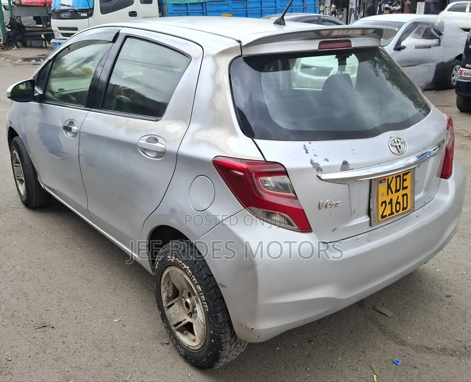 Toyota Vitz 1.0 FWD 5dr 2014 Silver