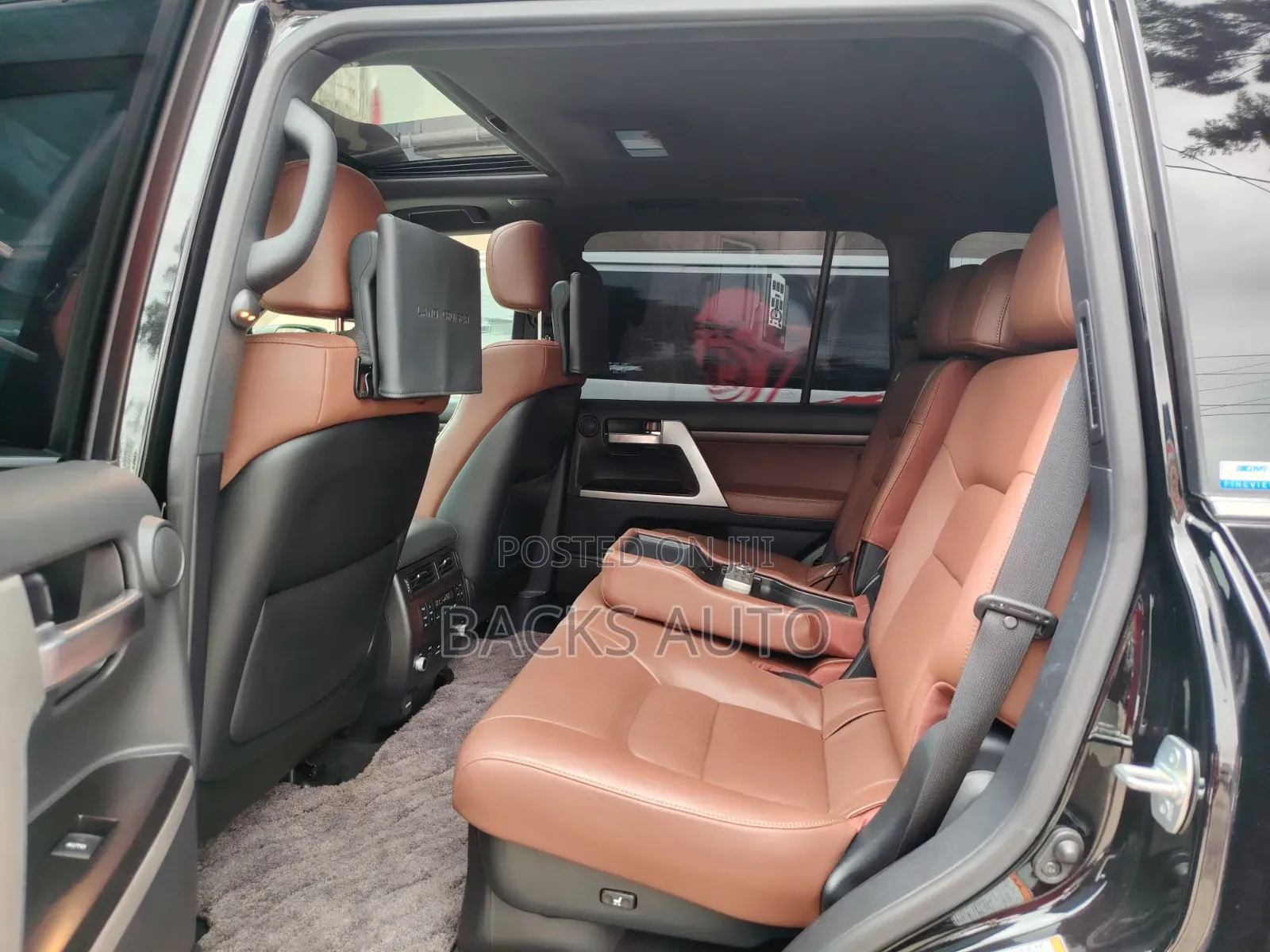 Toyota Land Cruiser 4.6 V8 ZX 2019 Black