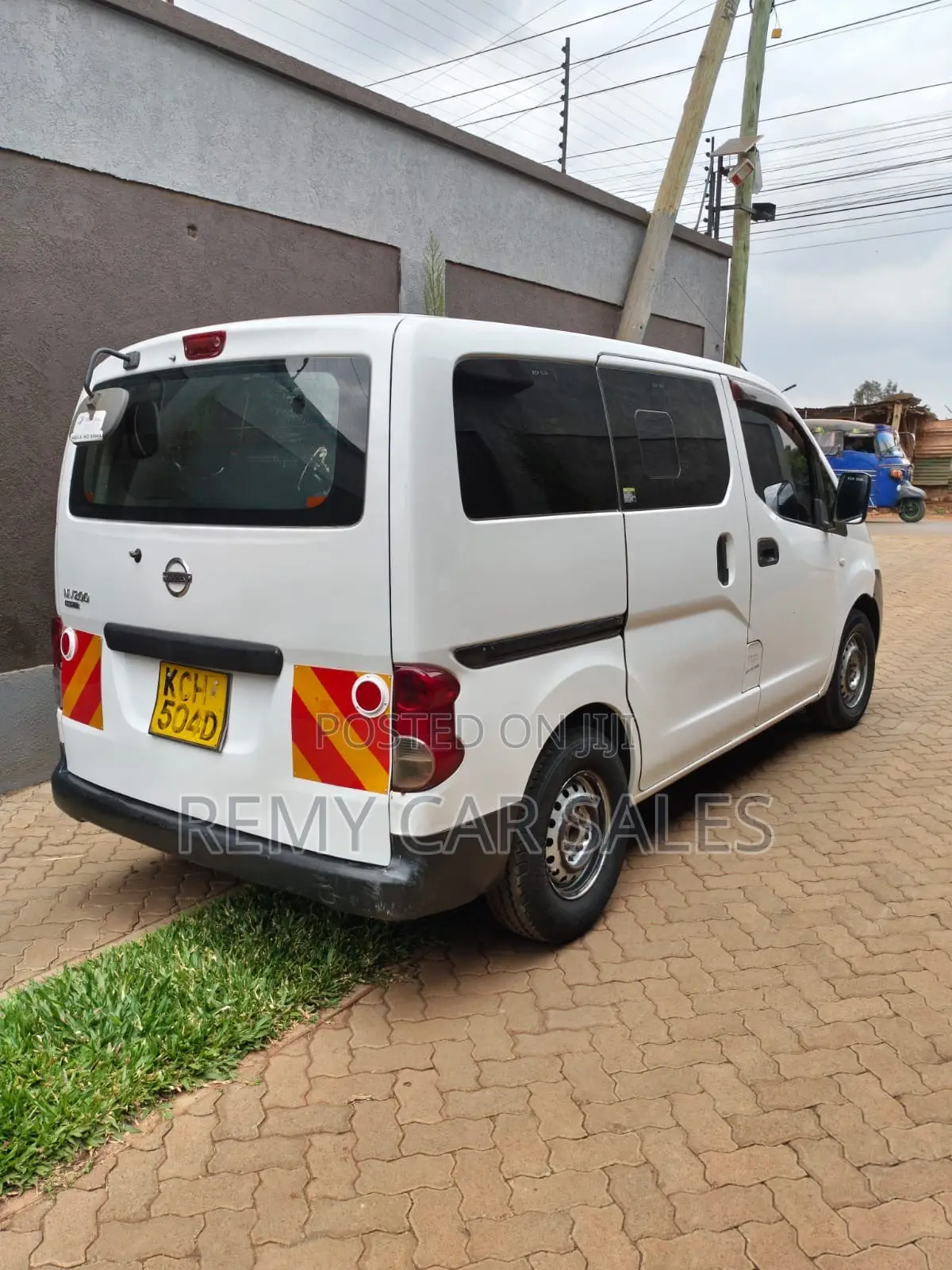 Nissan NV200 2009 White