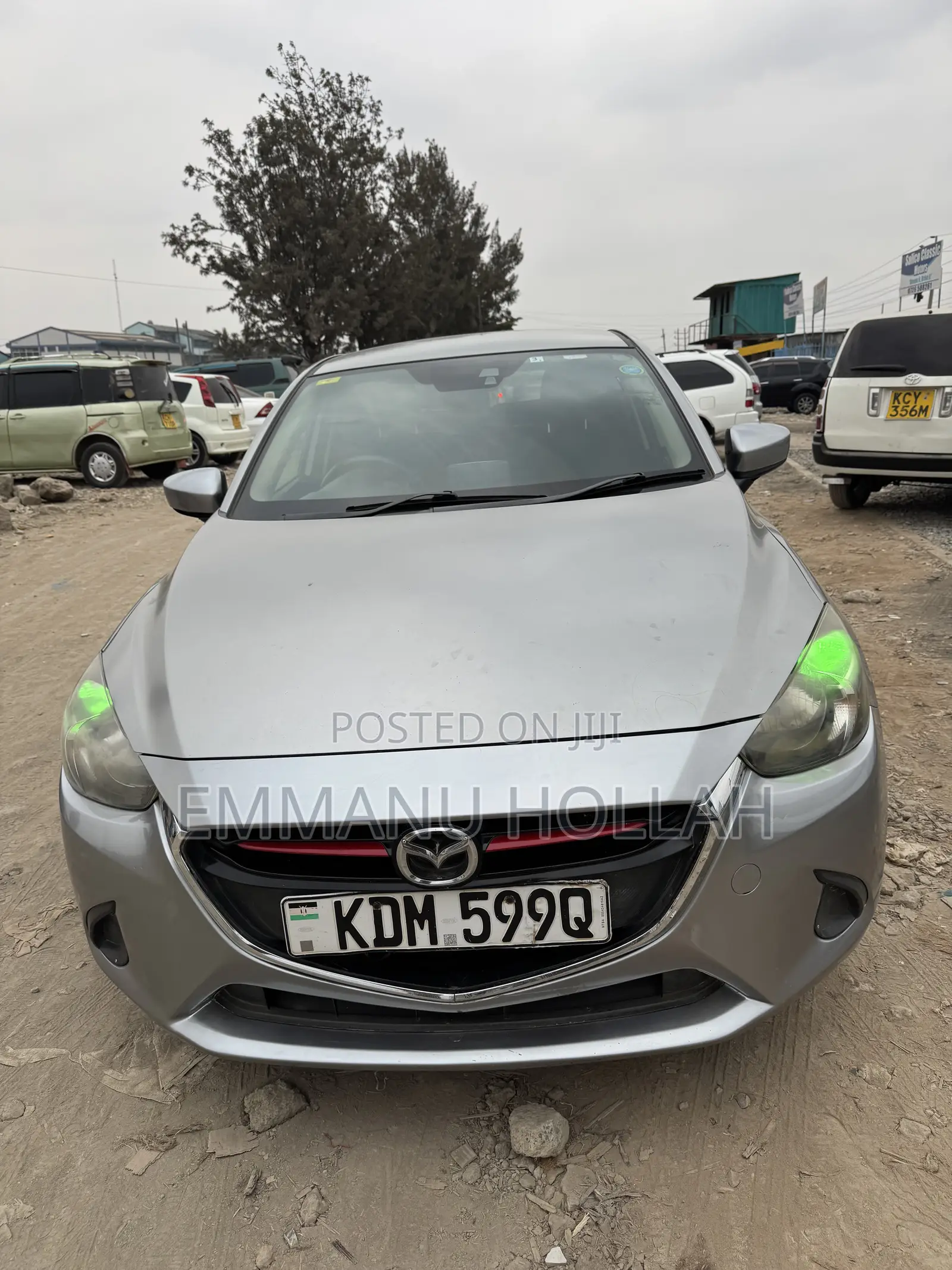 Mazda Demio 2016 Silver