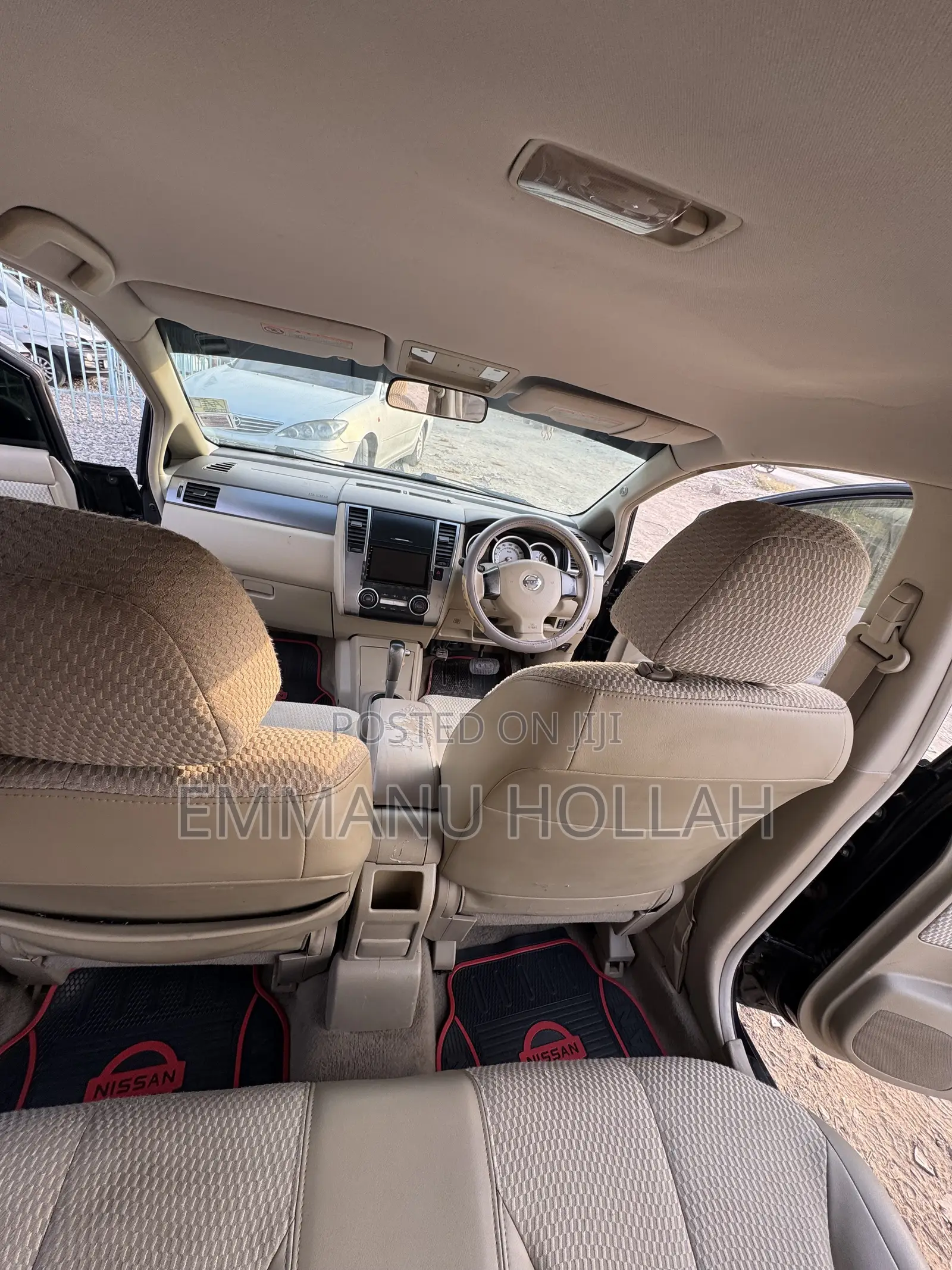 Nissan Tiida 2010 Black