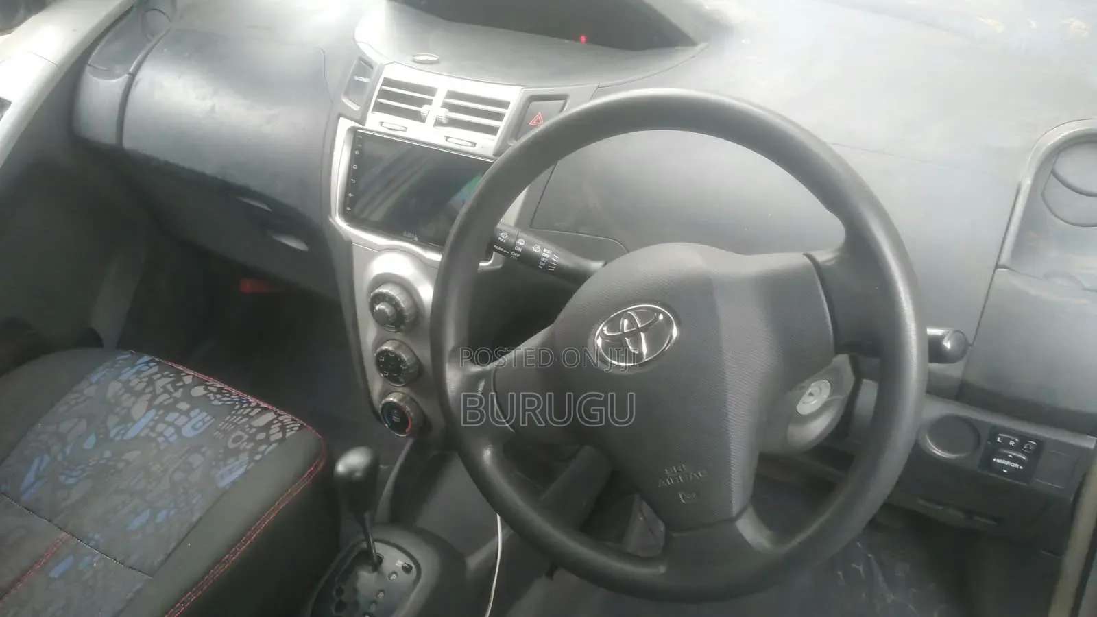 Toyota Vitz 2006 Silver