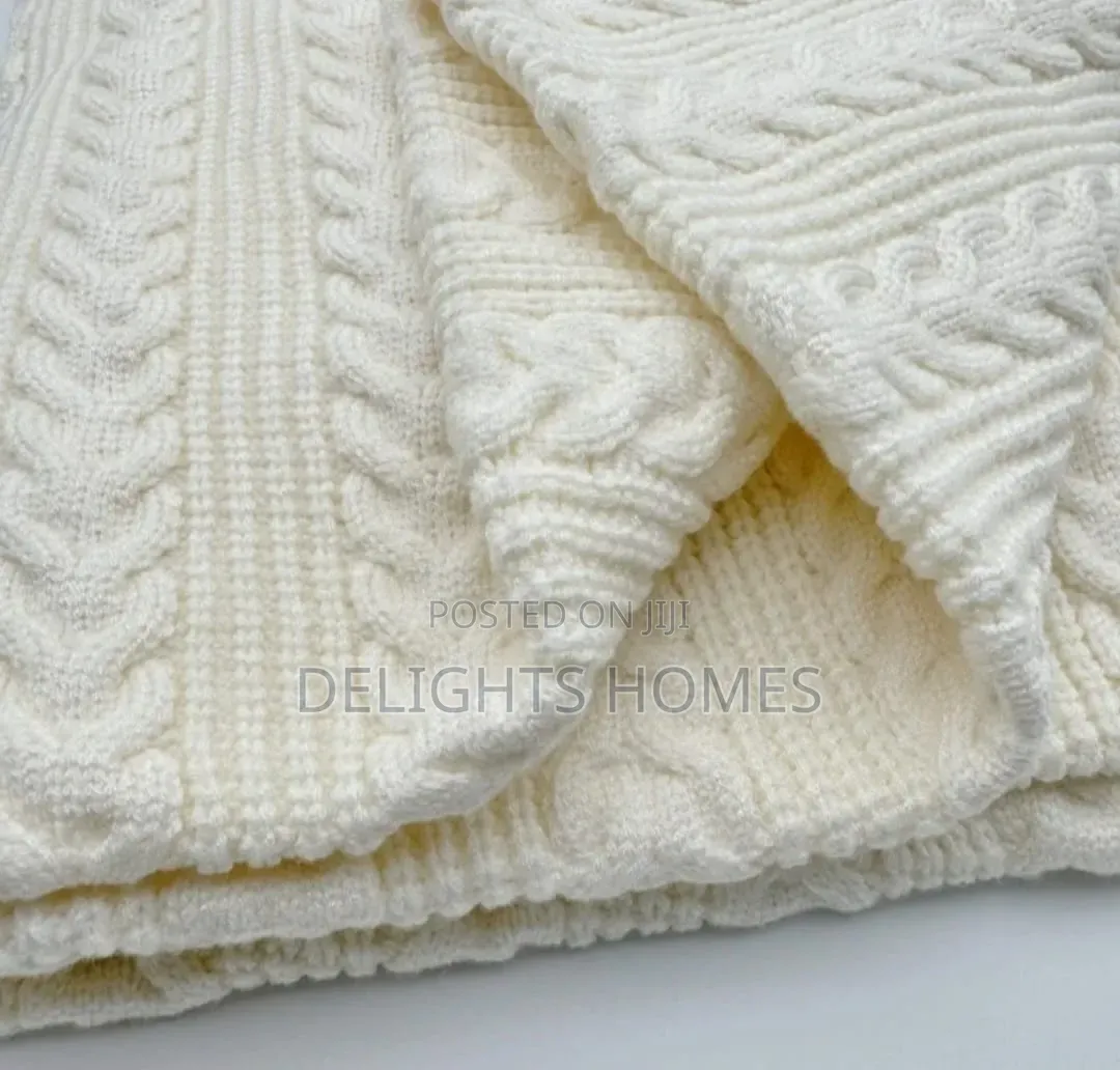 Modern Woven Throw Blankets-Sc