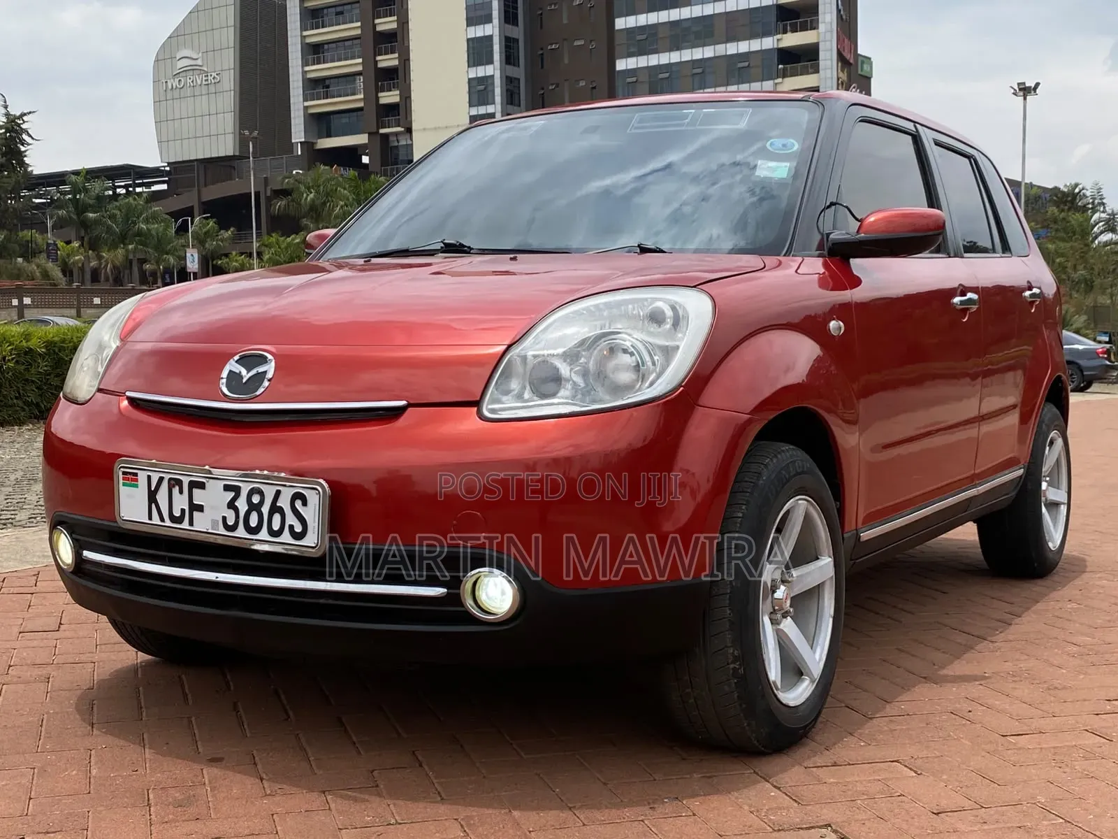 Mazda Verisa 2008 Orange