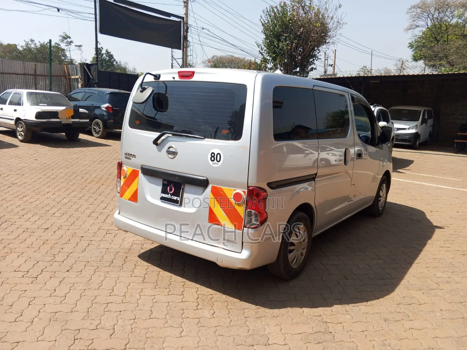 Nissan NV350 2015 Silver