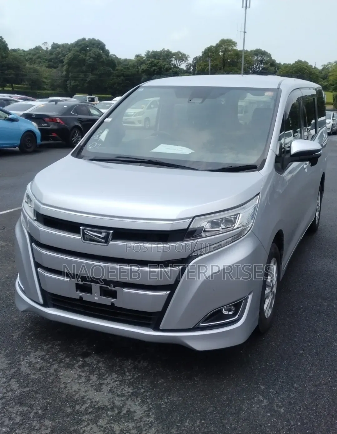 Toyota Noah 2020 Silver
