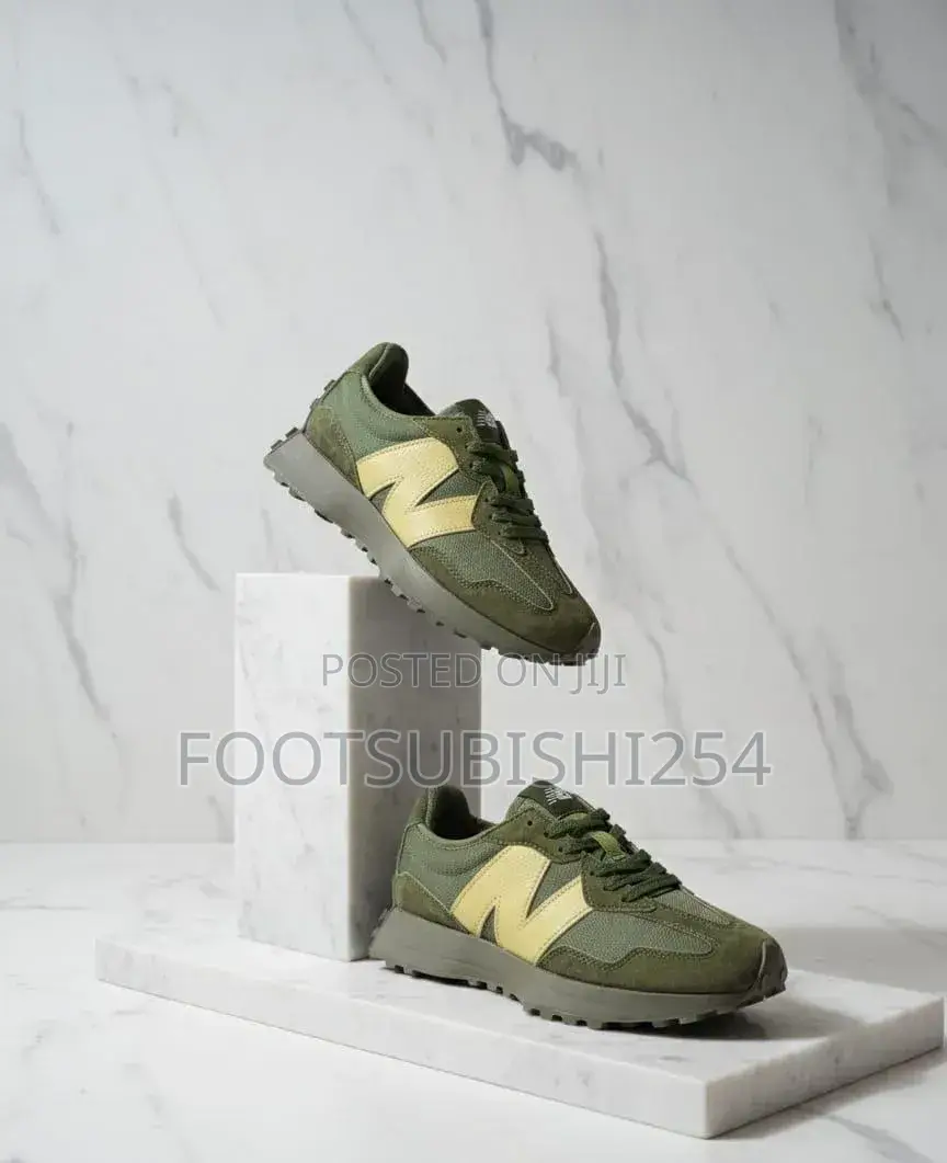 New Balance 327