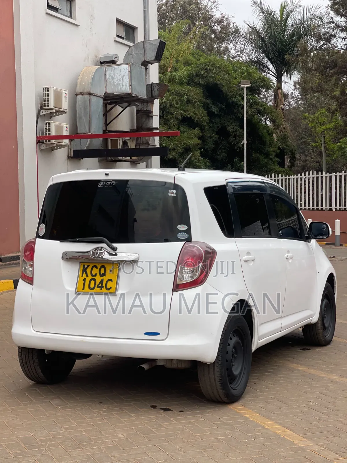 Toyota Ractis 2010 White