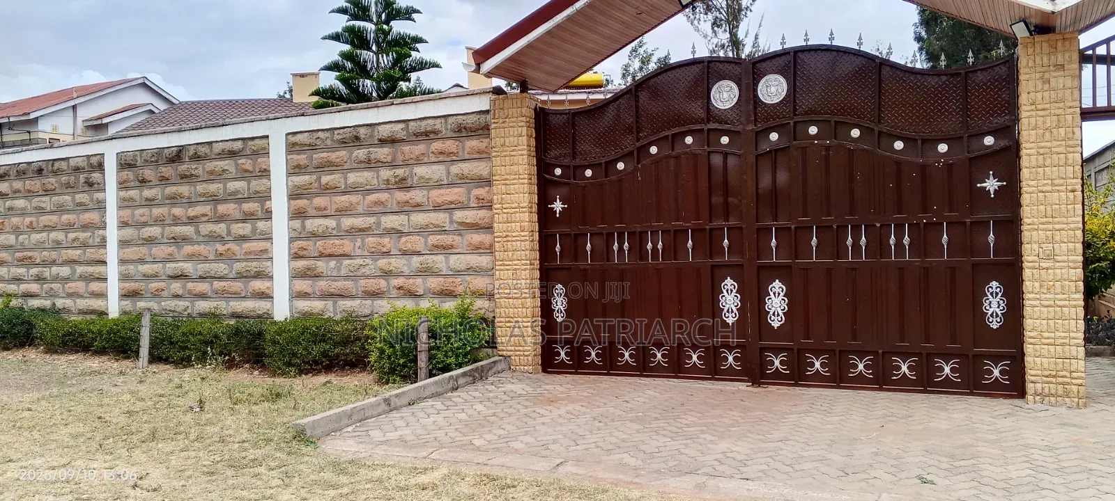 4bdrm Bungalow in Miwani -College Road, Mumbuni for sale