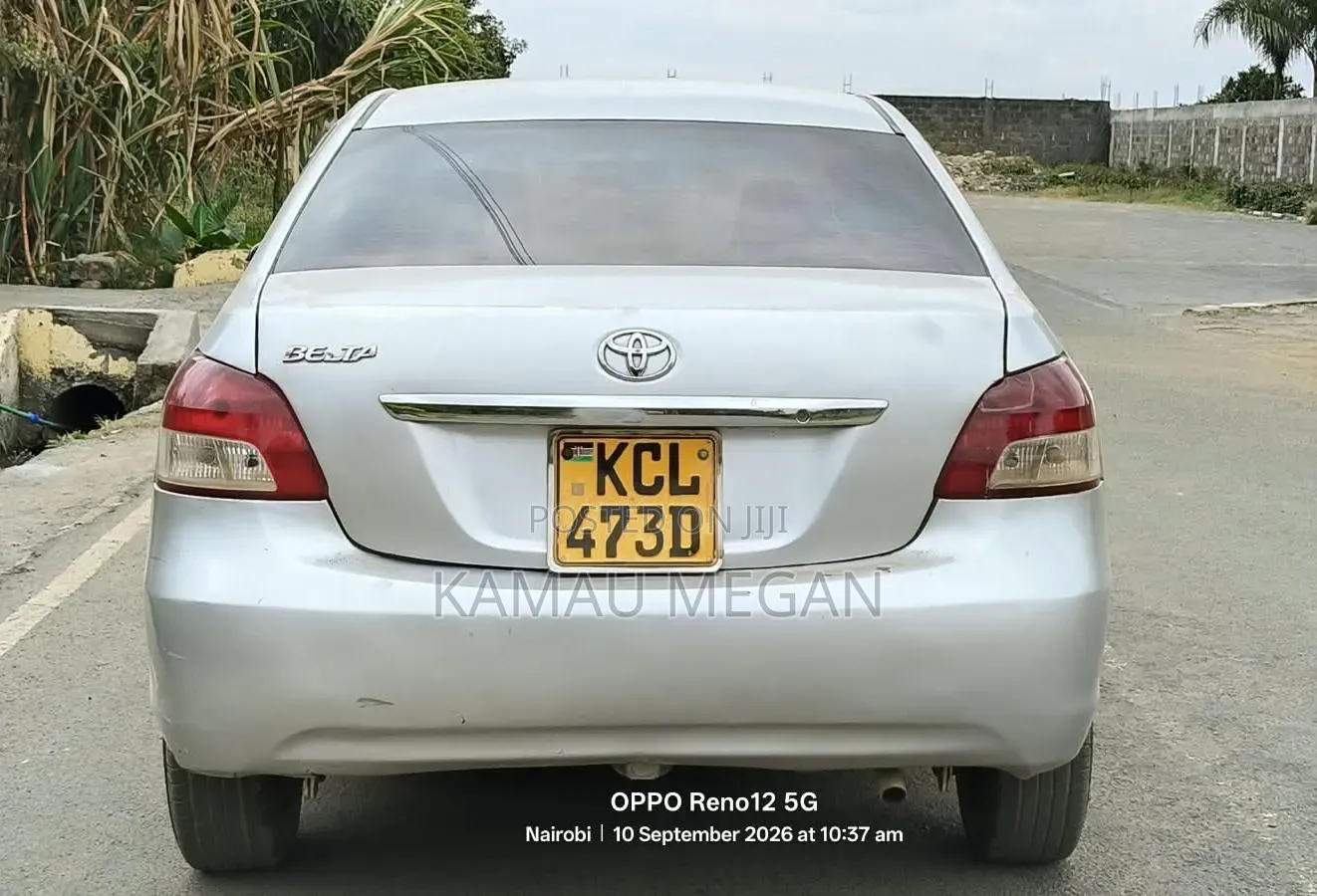 Toyota Belta 2010 Silver