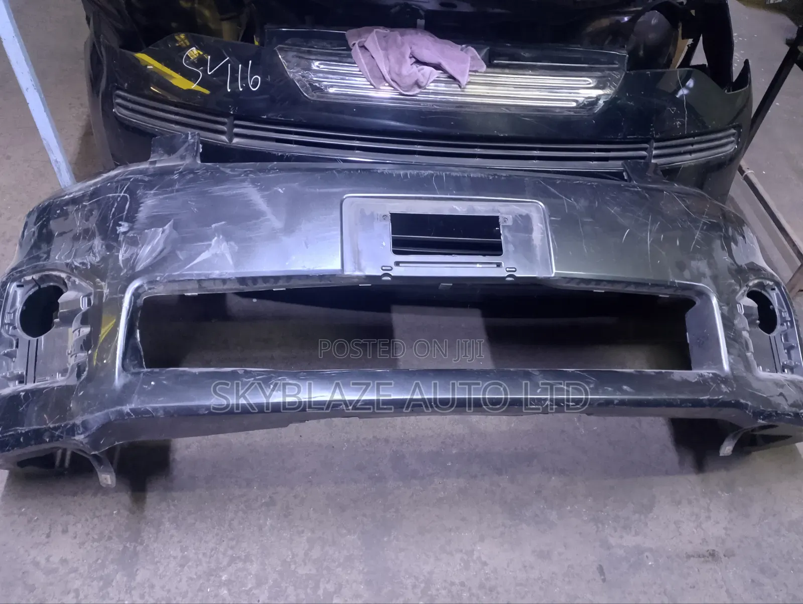 Toyota Voxy Front Bumper