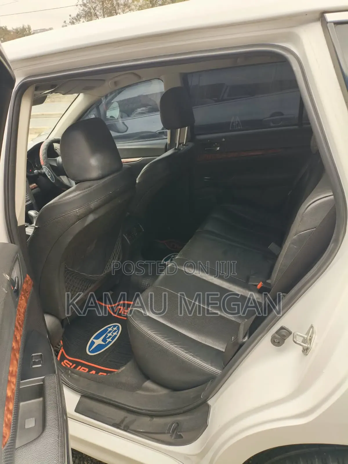 Subaru Legacy 2010 Off white