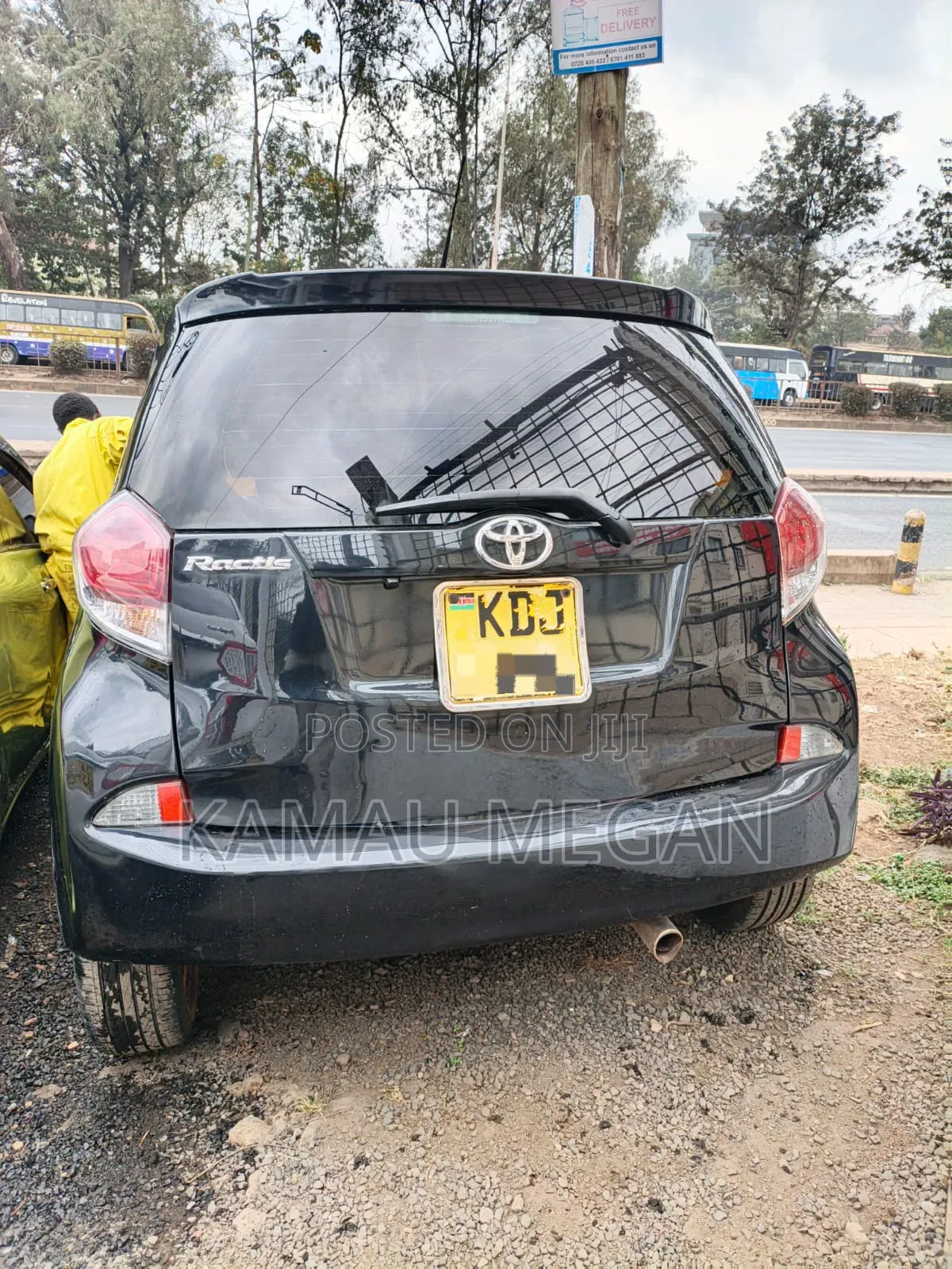 Toyota Ractis 2014 Black