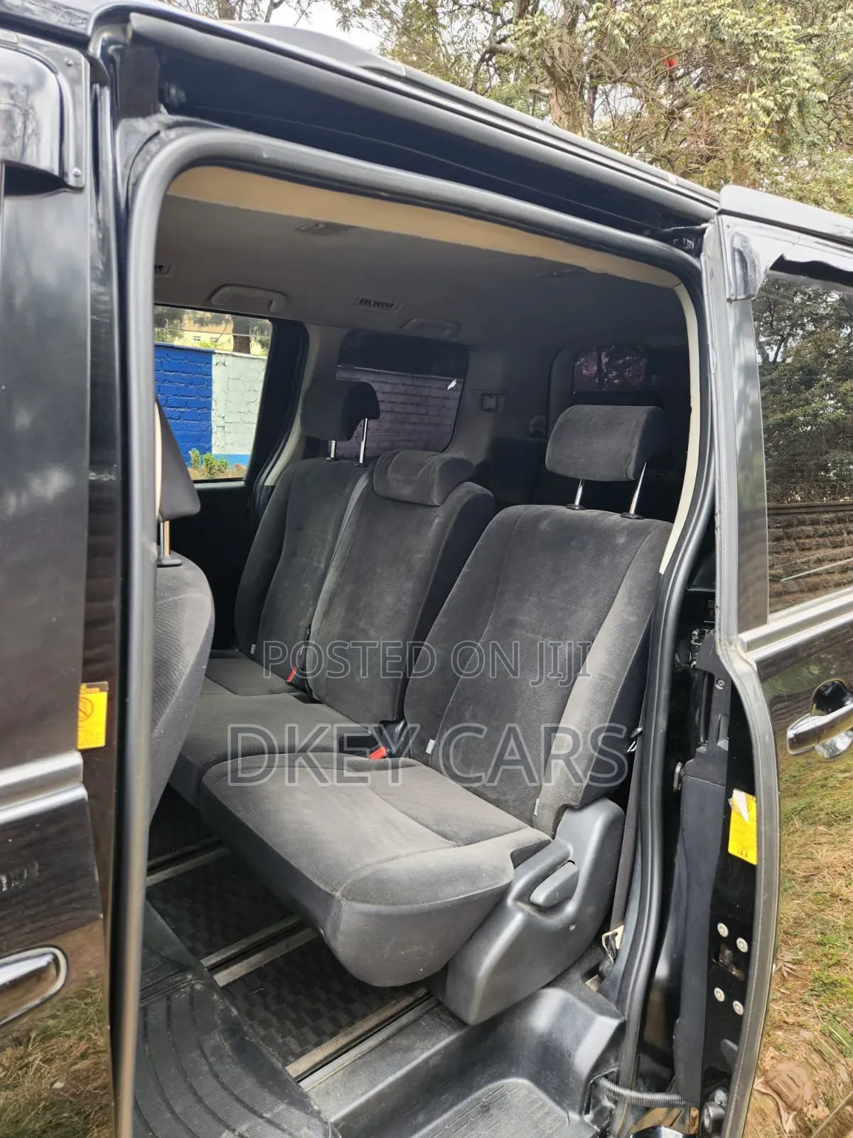 Toyota Voxy 2014 Black