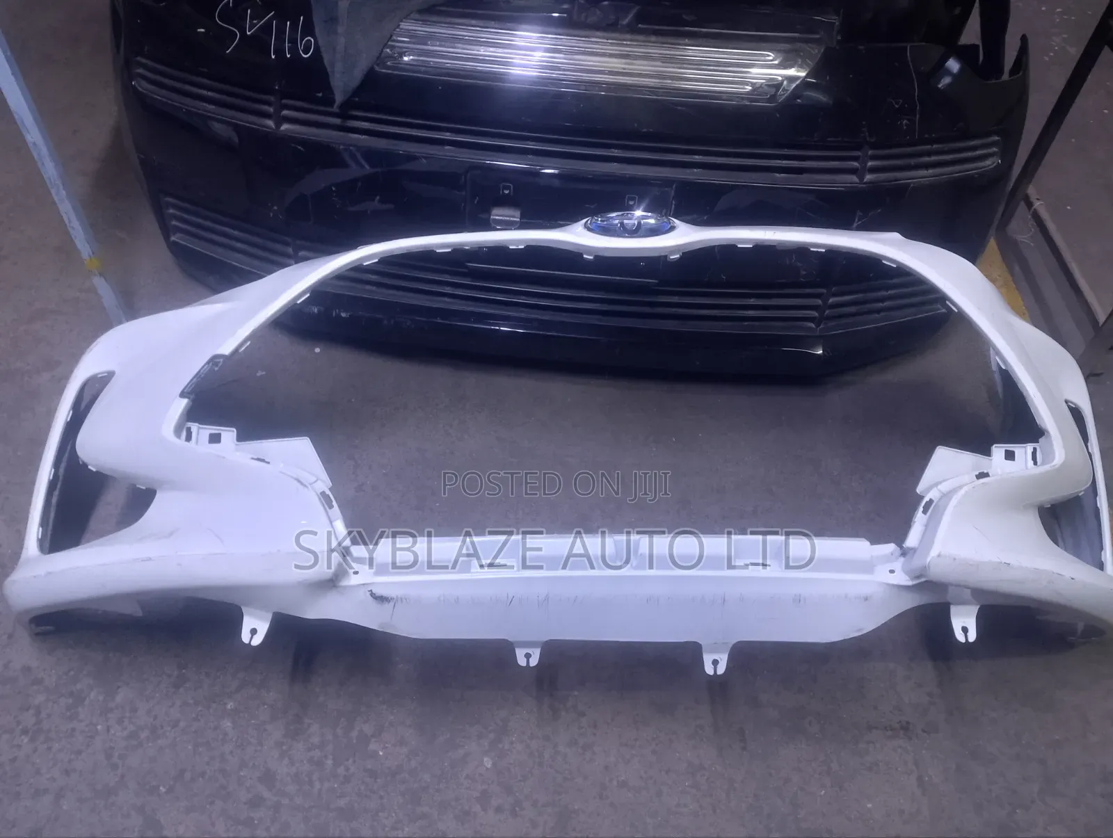 Toyota Yaris Front Bumper