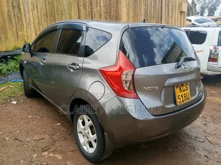 Nissan Note 1.4 2011 Gray