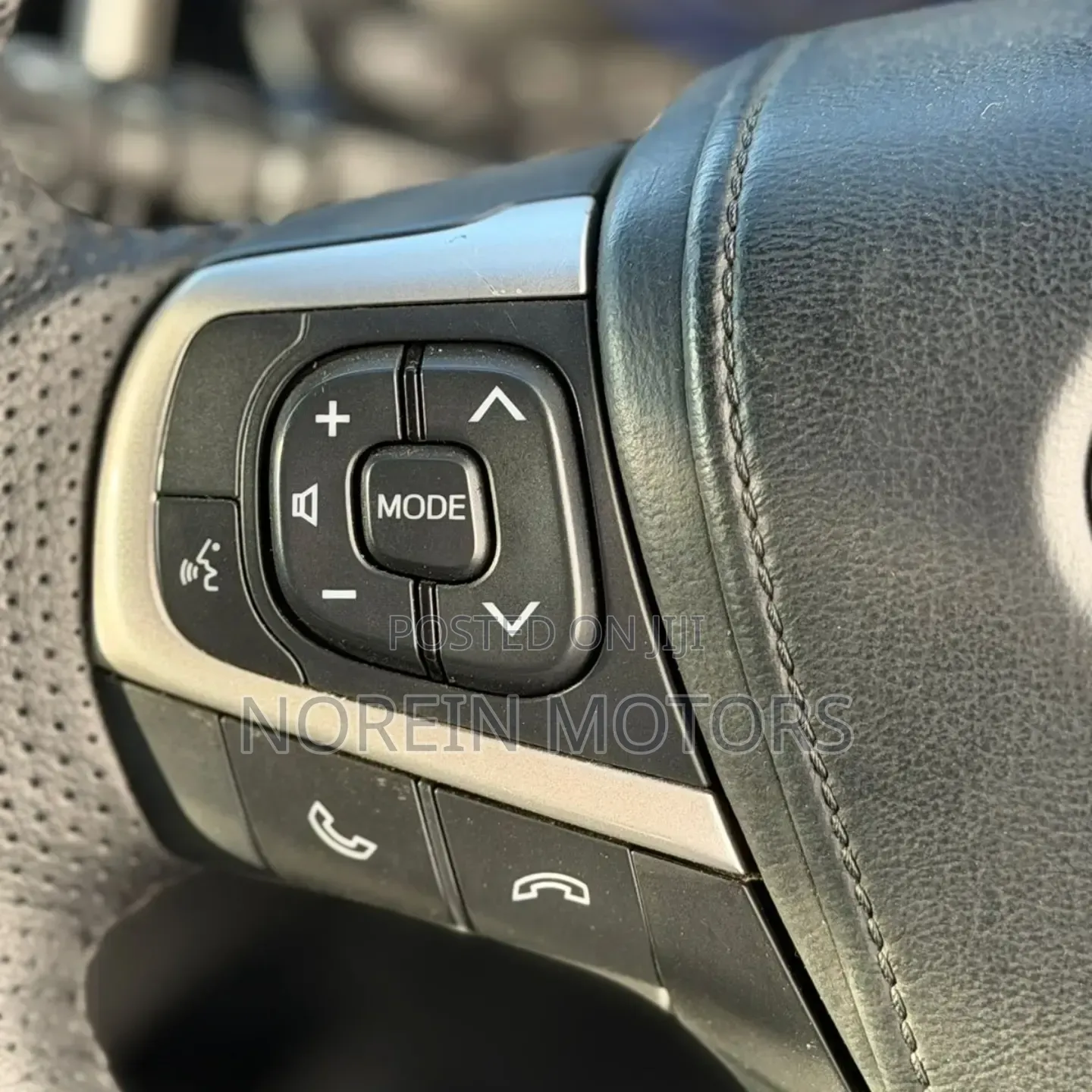 Toyota Harrier 2.0 2019 Black