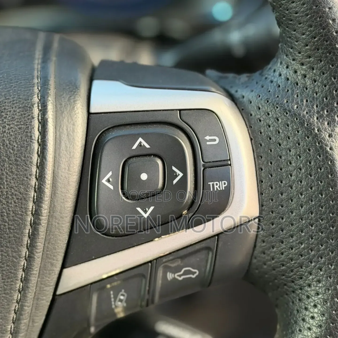 Toyota Harrier 2.0 2019 Black