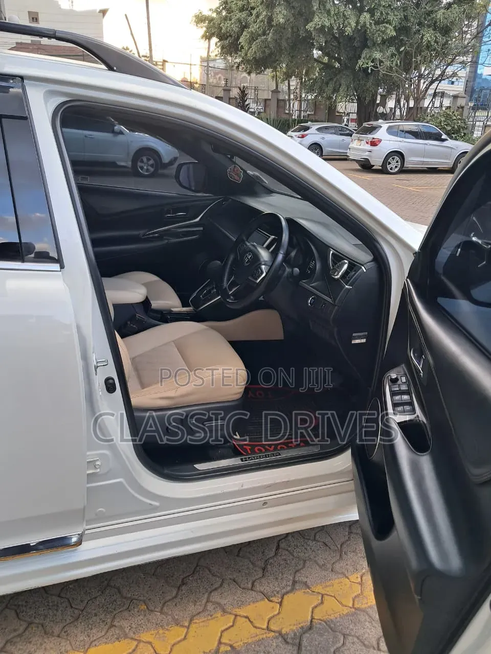 Toyota Harrier 2016 White