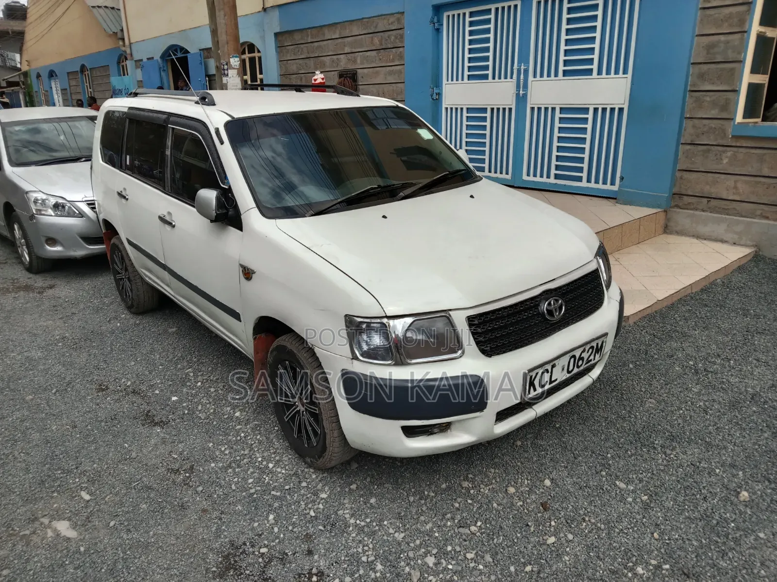Toyota Succeed 2010 White